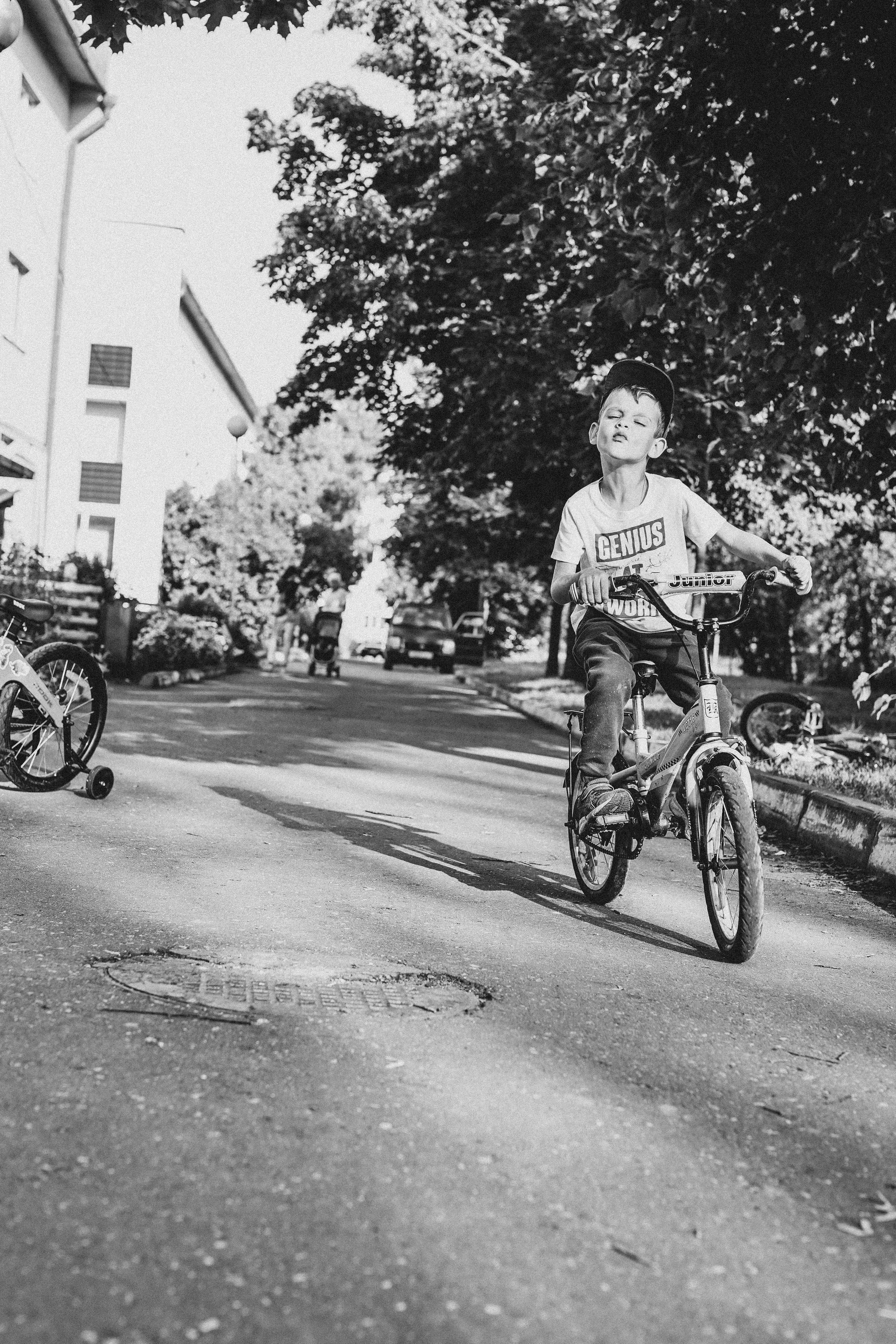 Игры во дворе. Фотограф новорожденных и детей первого года Евгения Михалькевич