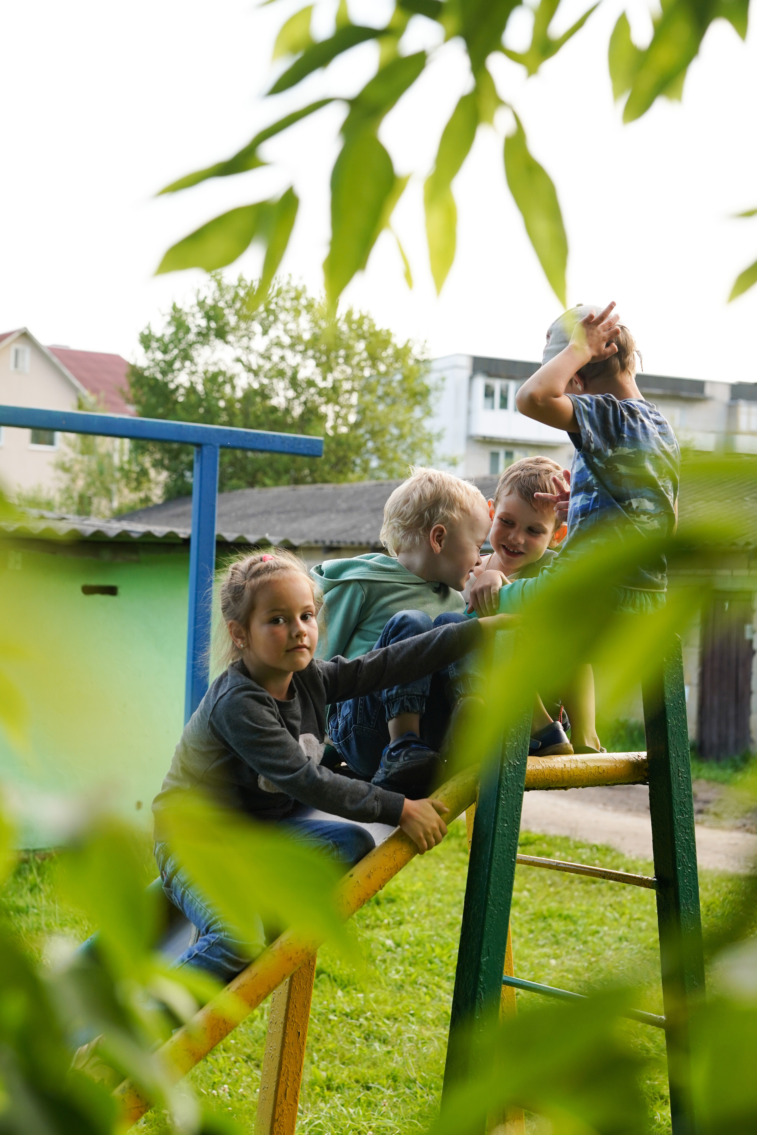 Игры во дворе. Фотограф новорожденных и детей первого года Евгения Михалькевич