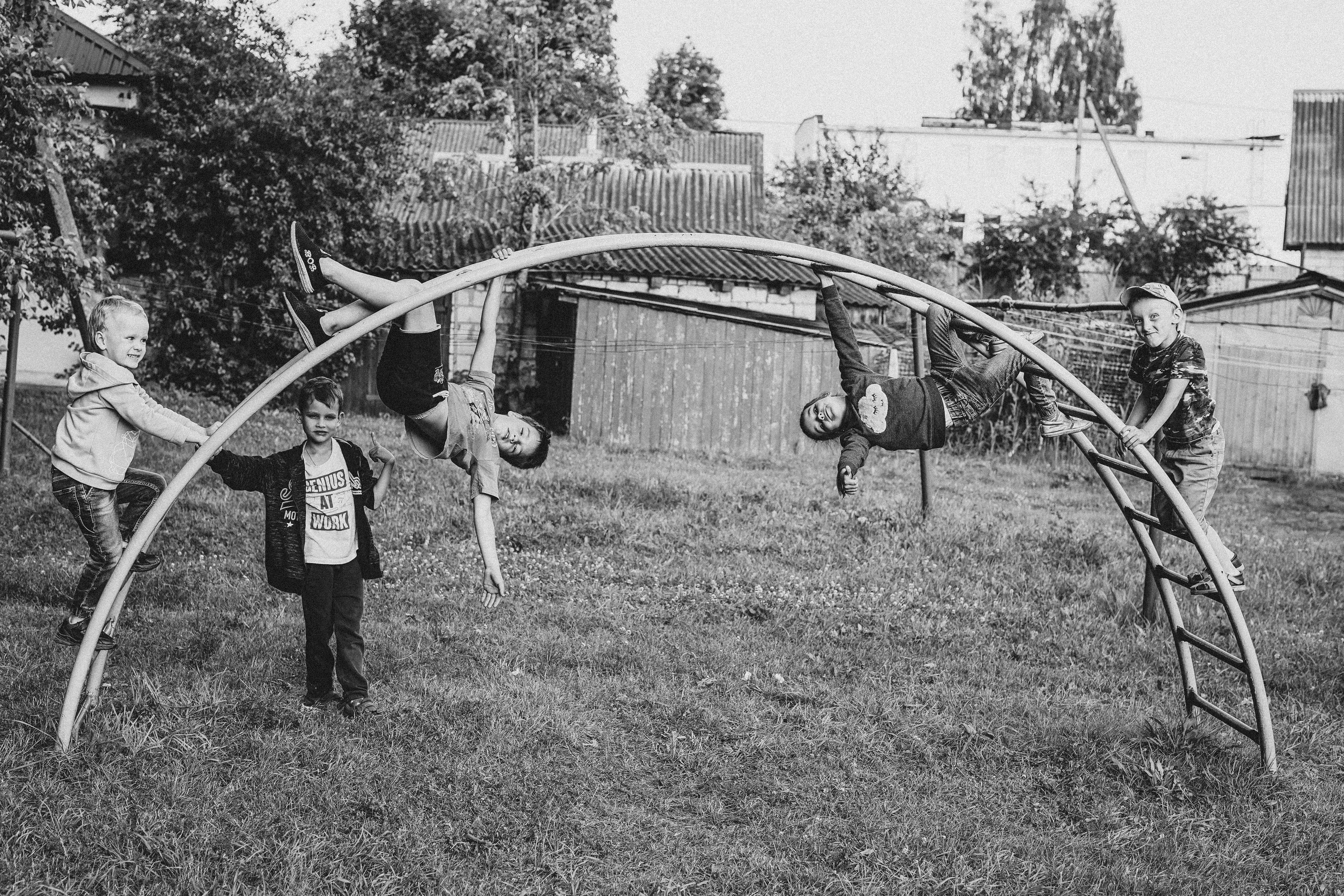 Игры во дворе. Фотограф новорожденных и детей первого года Евгения Михалькевич