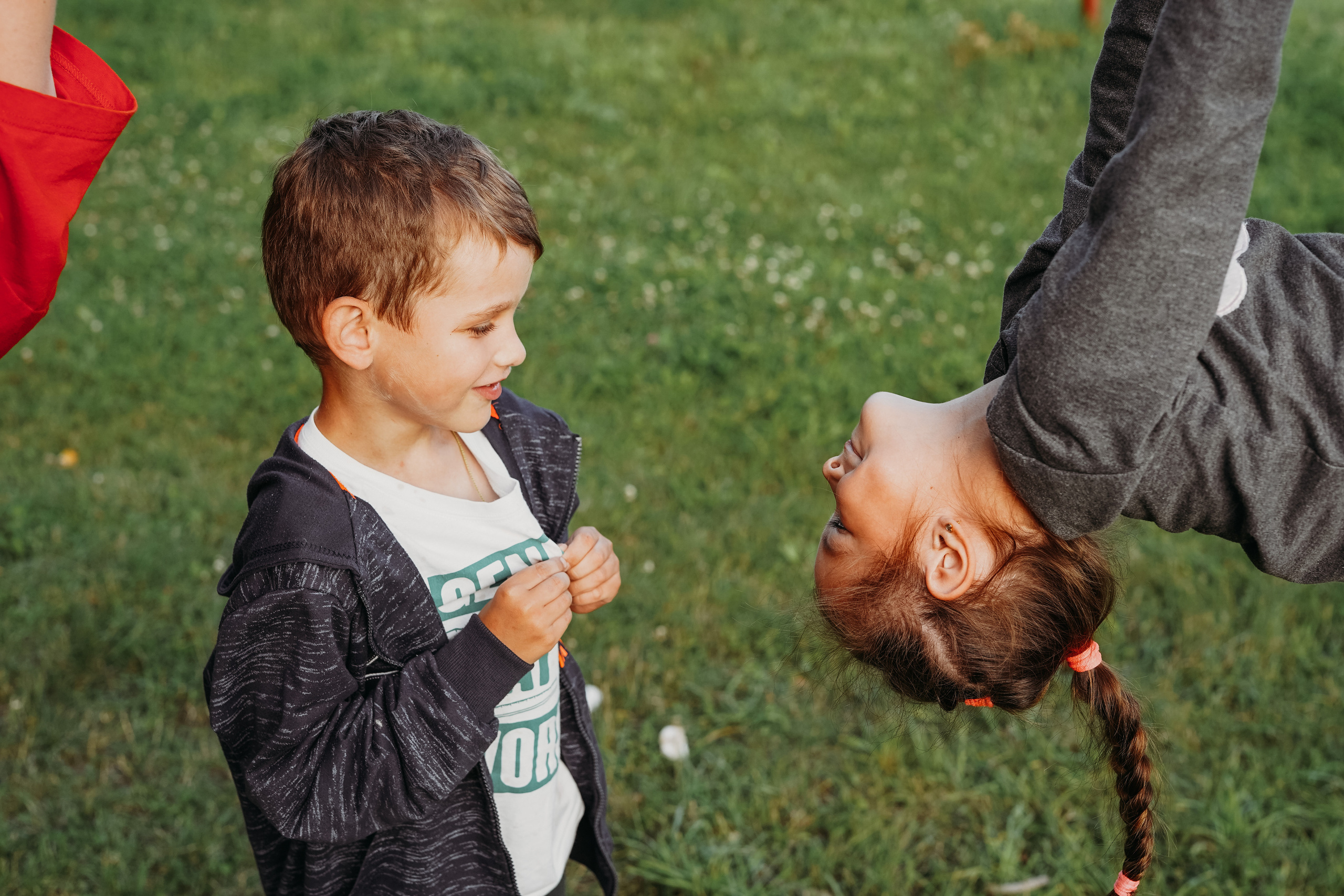 Игры во дворе. Фотограф новорожденных и детей первого года Евгения Михалькевич