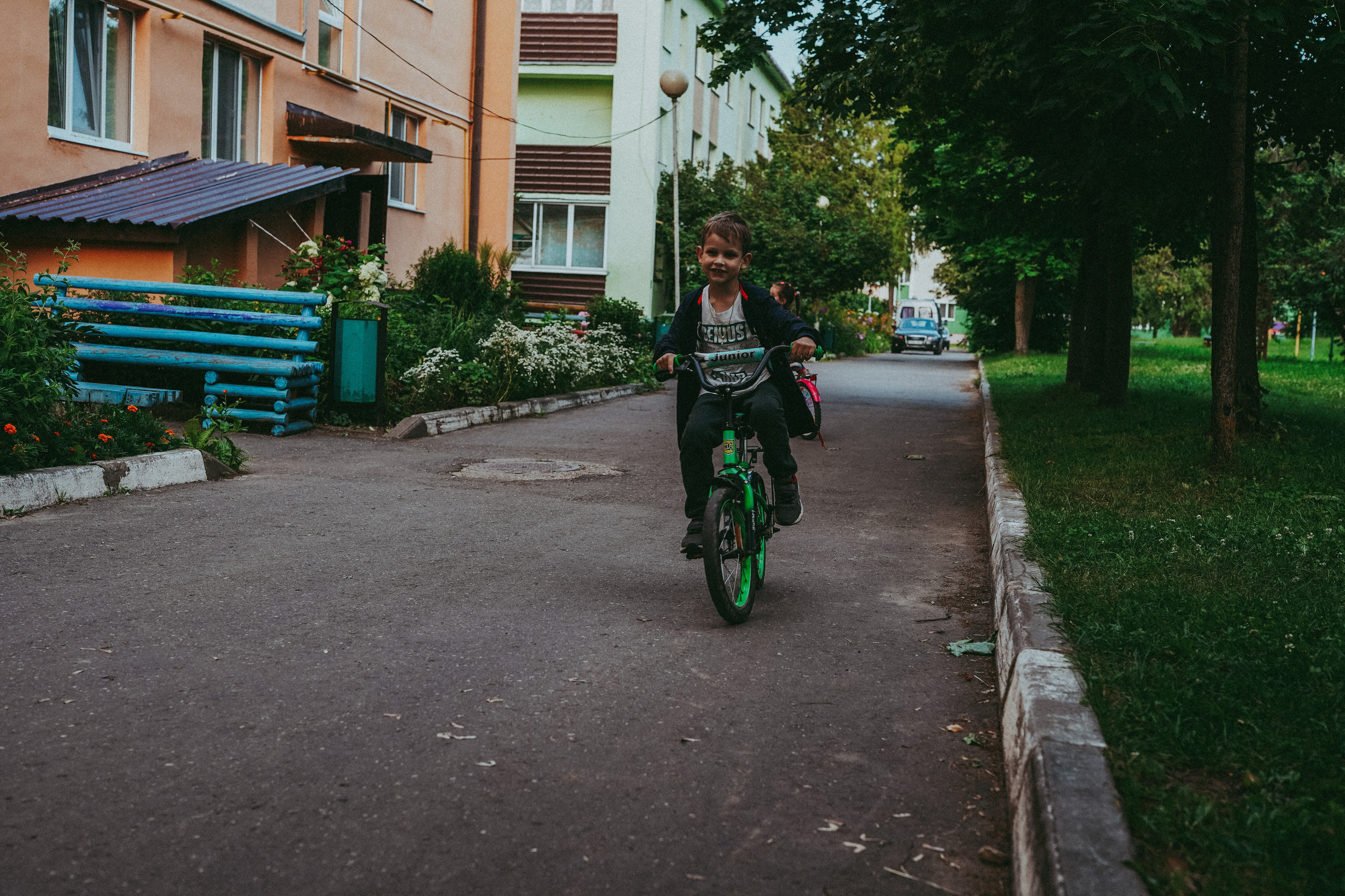 Игры во дворе. Фотограф новорожденных и детей первого года Евгения Михалькевич