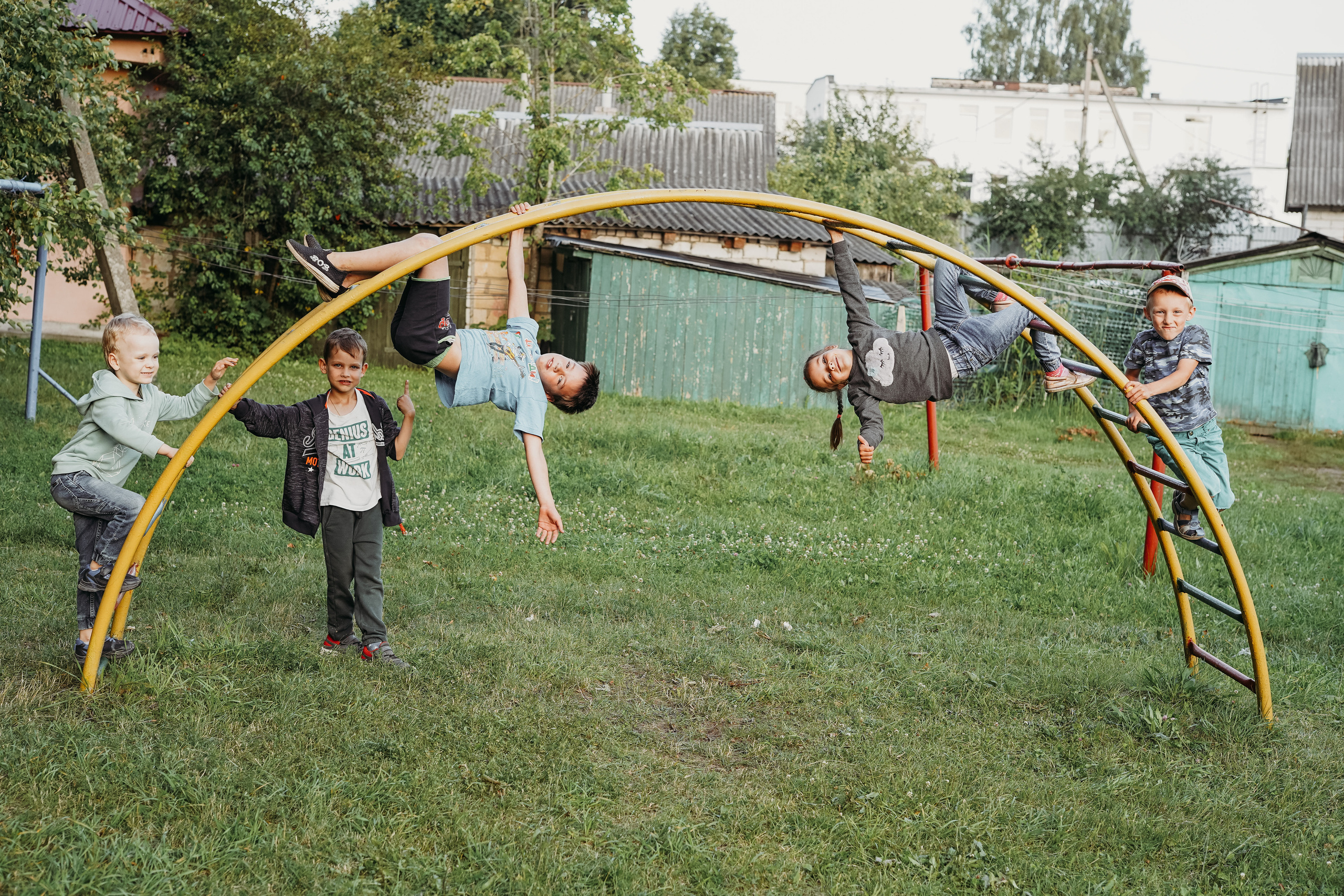 Игры во дворе. Фотограф новорожденных и детей первого года Евгения Михалькевич