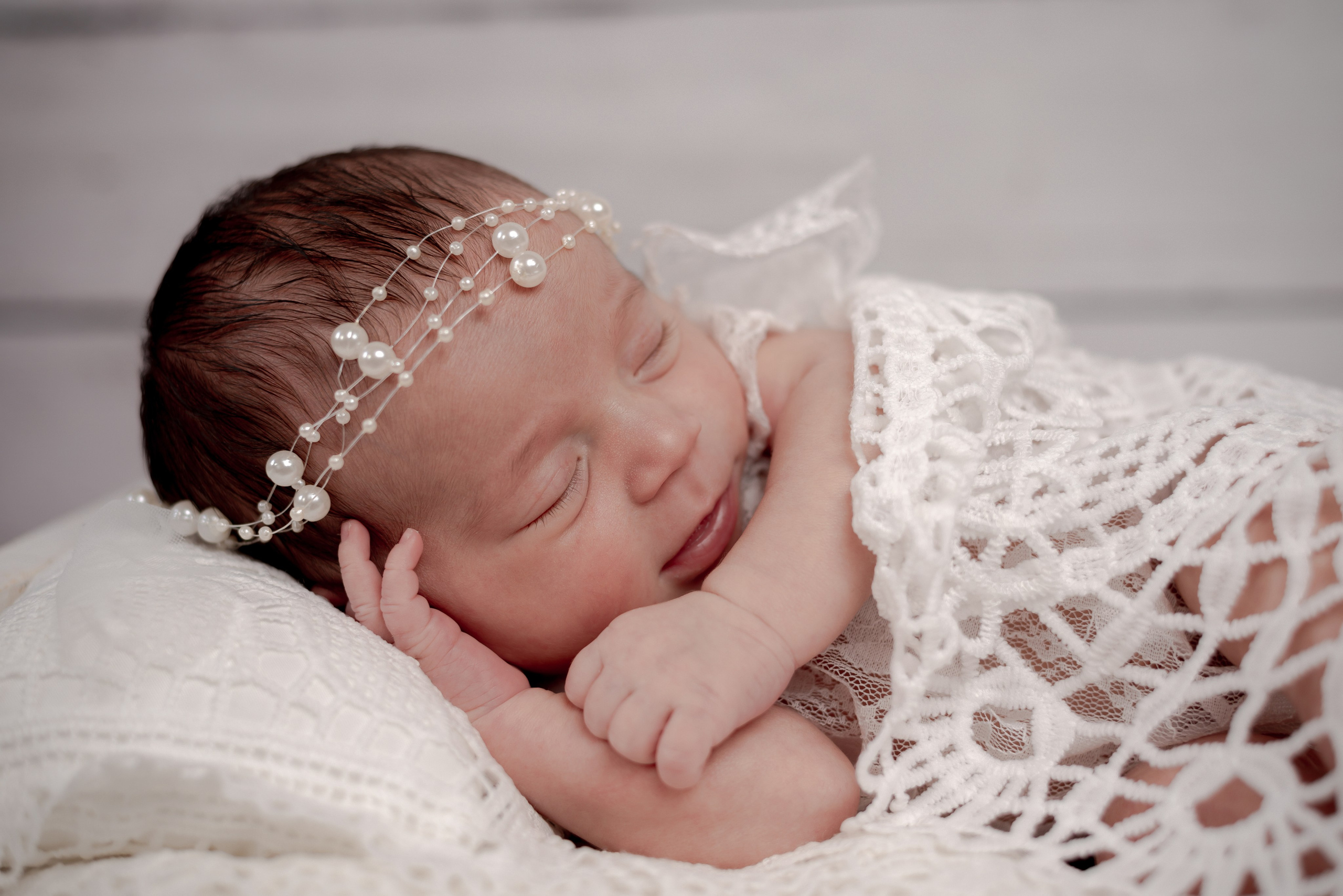 Newborn Photoshoot. Professional Photograher, Antwerpen/Belgium
