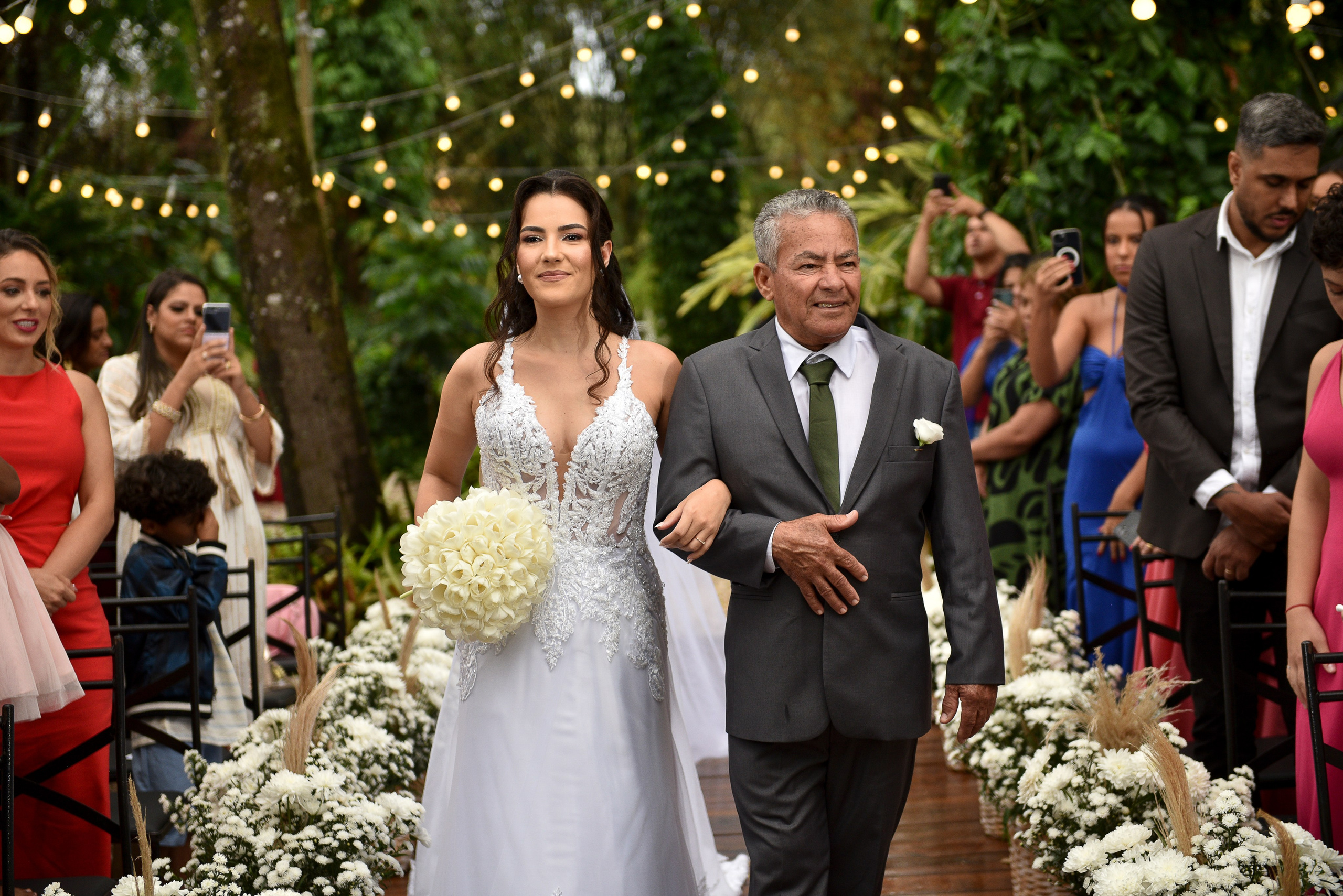 RAFAELLA E SAMUEL. Fotógrafo de Casamento em Belo Horizonte | Emerson Garbini