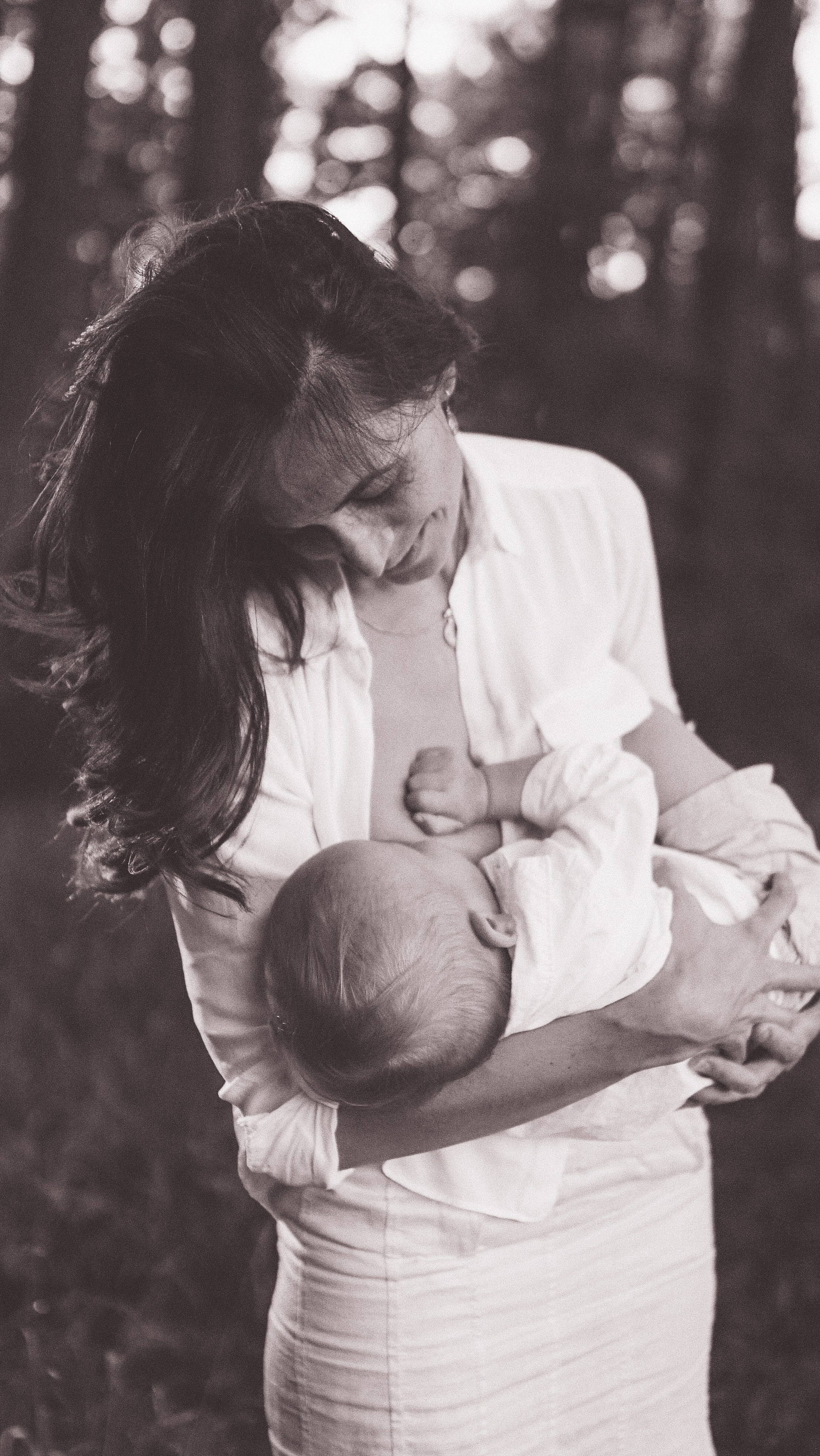 Mother Earth: Proiect de Fotografie Maternitate | Mădălina Beda. Madalina Beda- Artist vizual, fotograf, doula la nastere, consultant babywearing Brasov si in toata tara