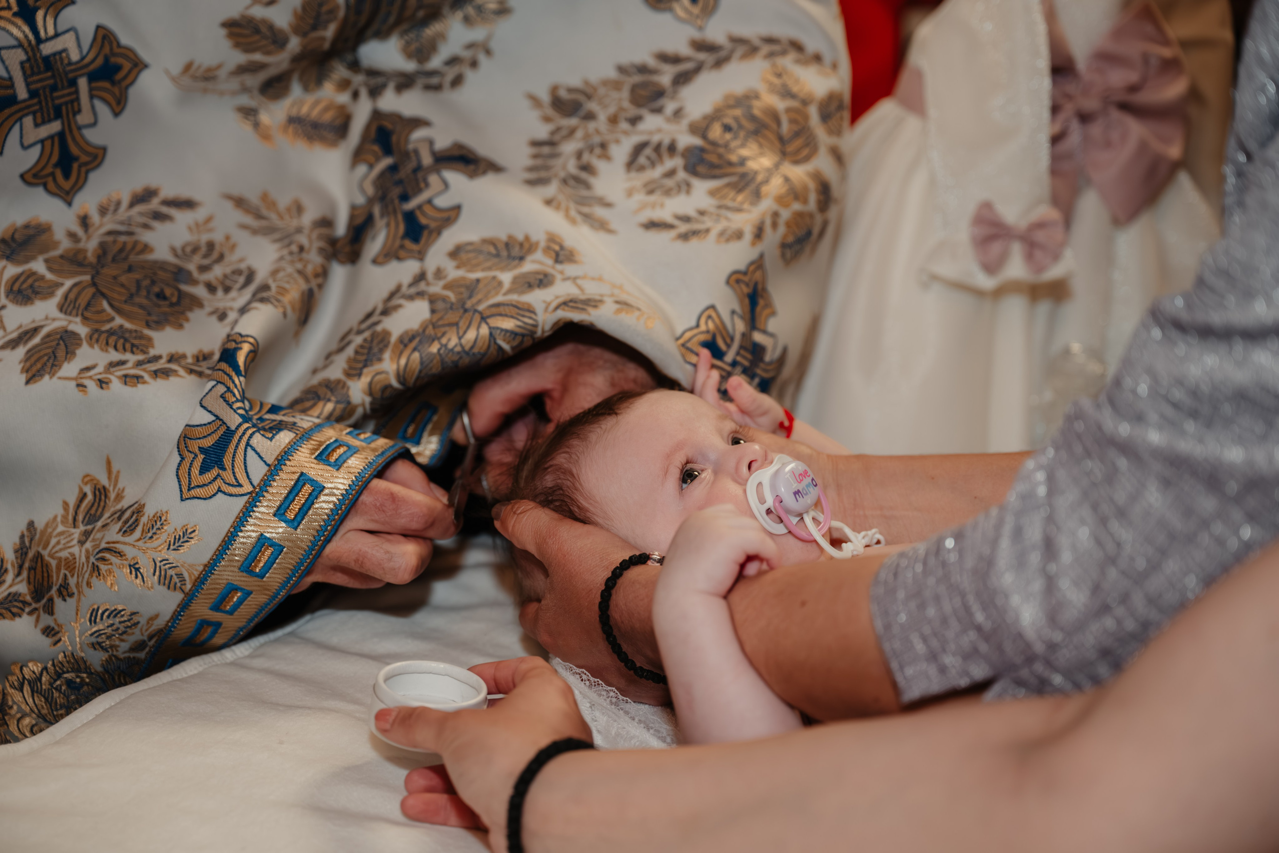 Fotografie de botez. Fotografie si videografie in Cluj si oriunde e povestea ta