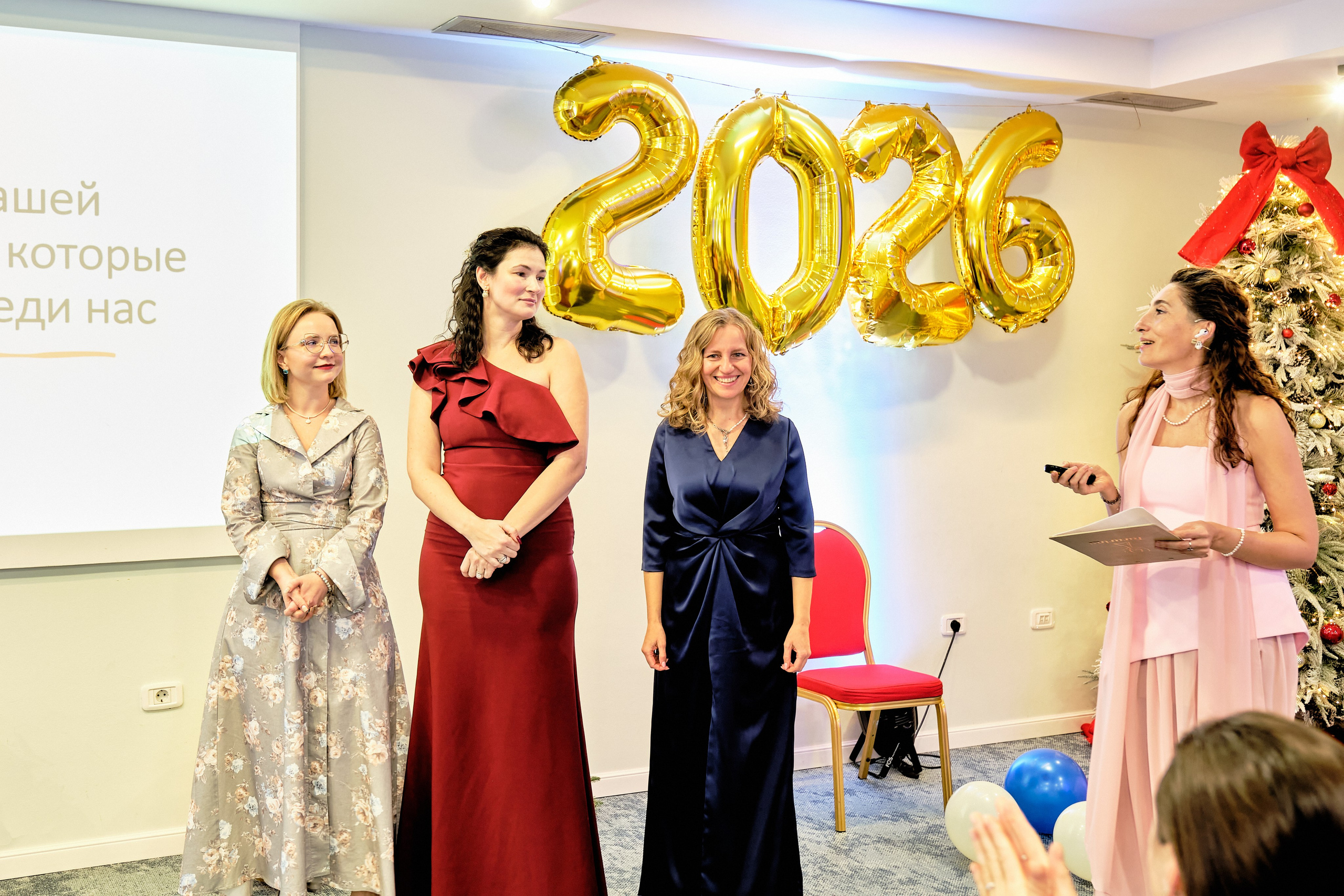 Фоторепортаж з благодійного Новорічного балу у Чорногорії. Портретний фотограф Альона Новгородцева