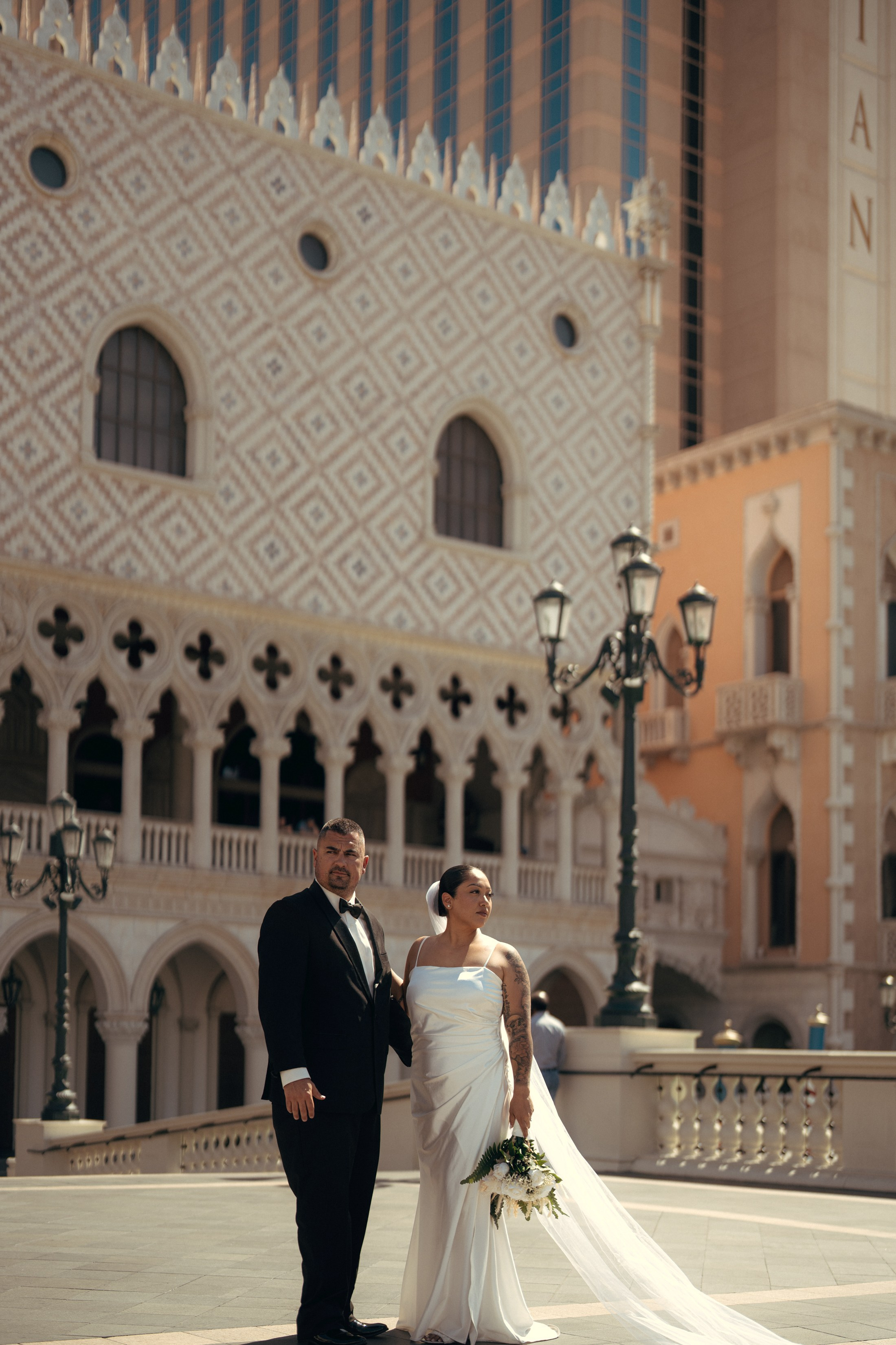 Noelani&Alex. Wedding & elopement photographer Viktoriya Kravtsov. Las Vegas