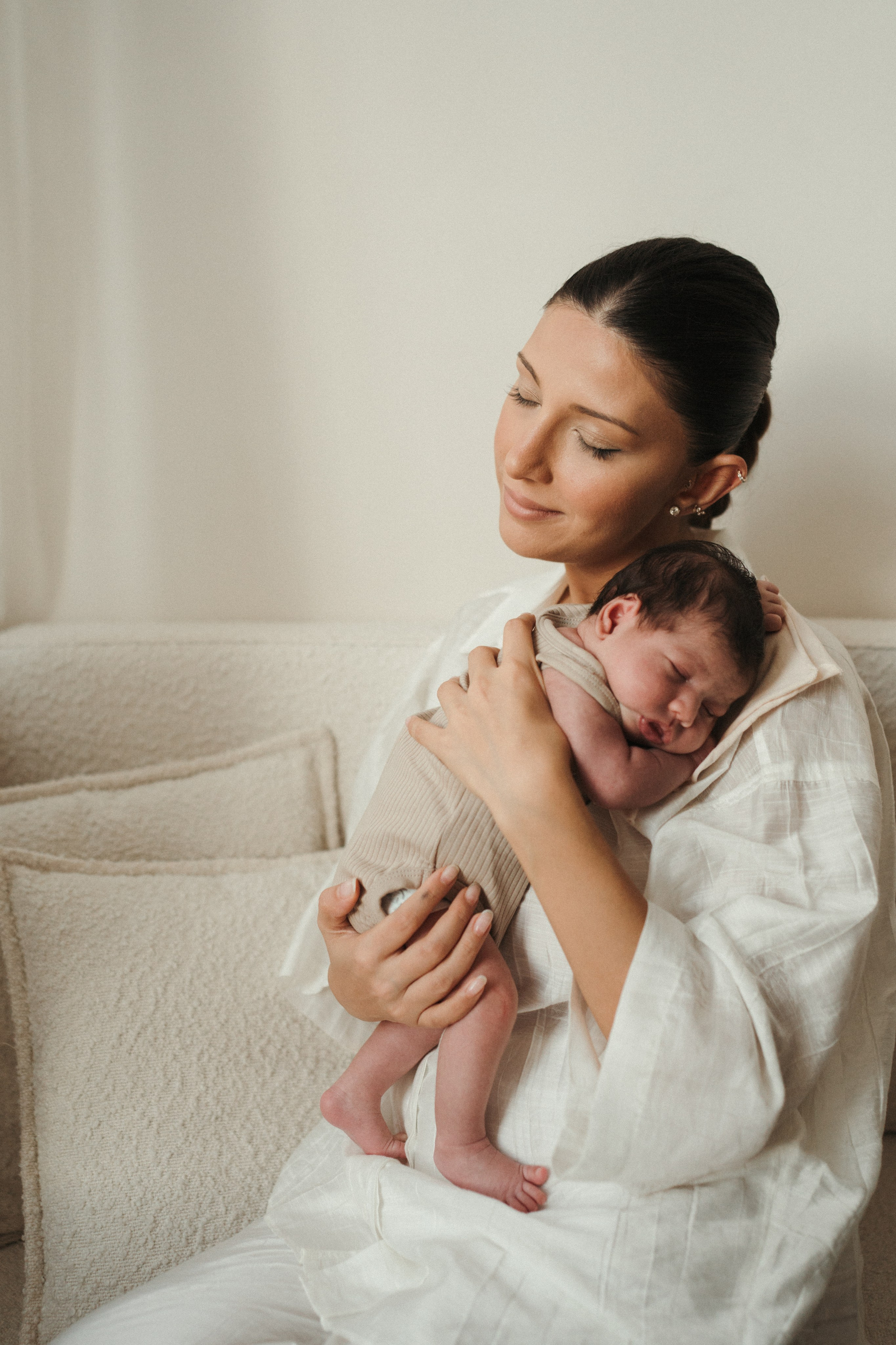 Newborn. Family photographer in Saudi Arabia