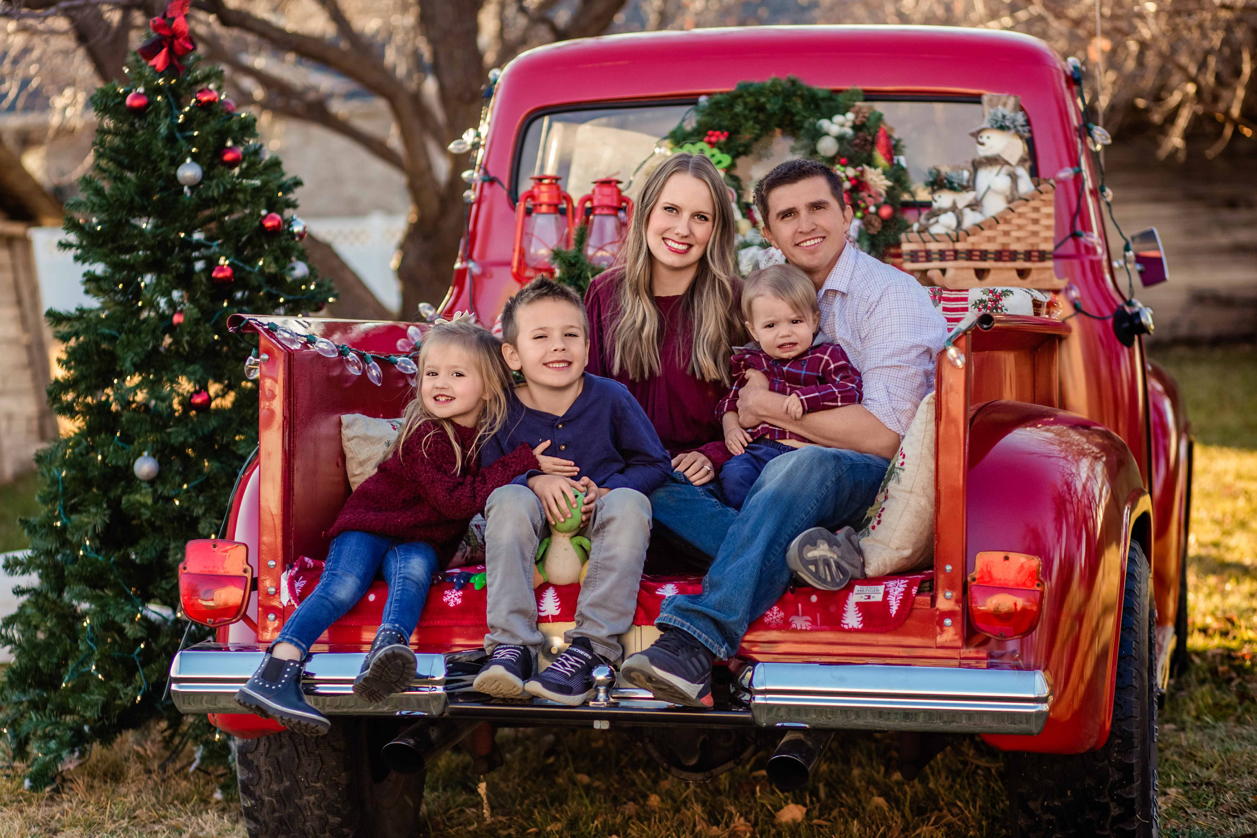 Christmas Truck. Wedding photographer Utah. Weddings, Families, Portraits