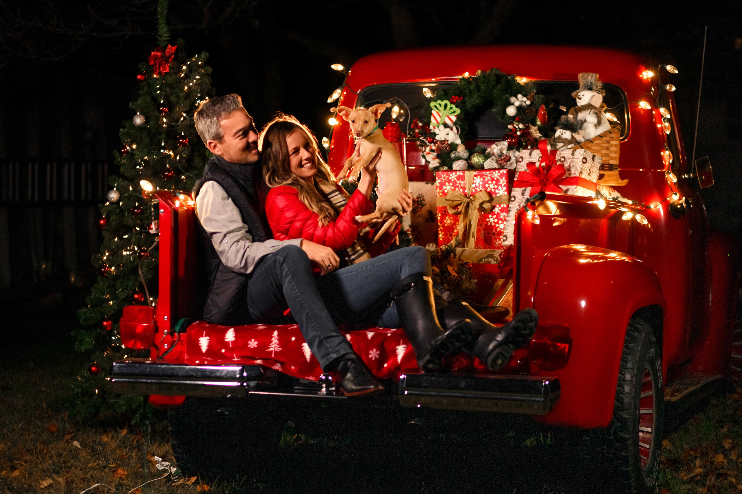 Christmas Truck. Wedding photographer Utah. Weddings, Families, Portraits
