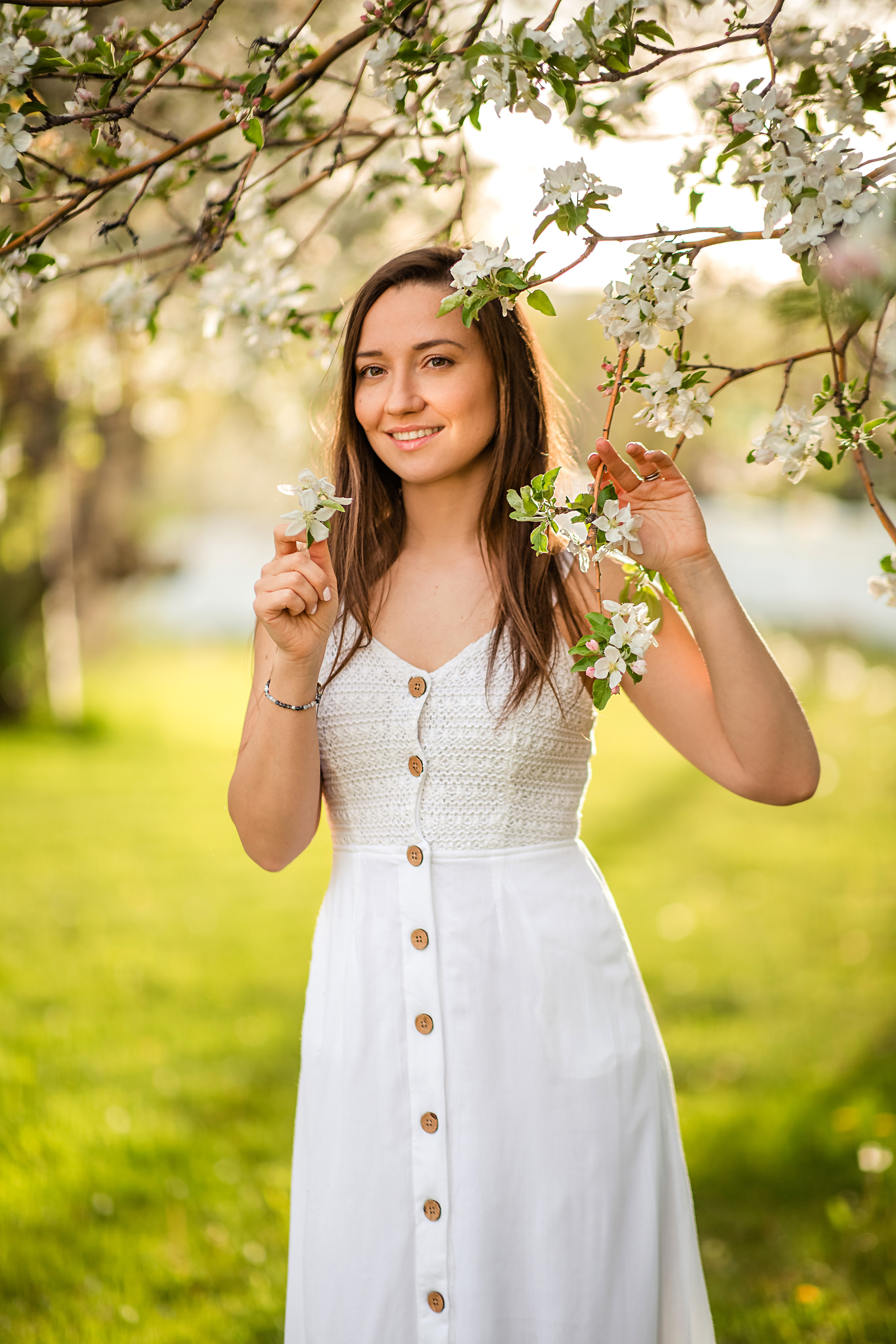 Spring Blooming. Wedding photographer Utah. Weddings, Families, Portraits