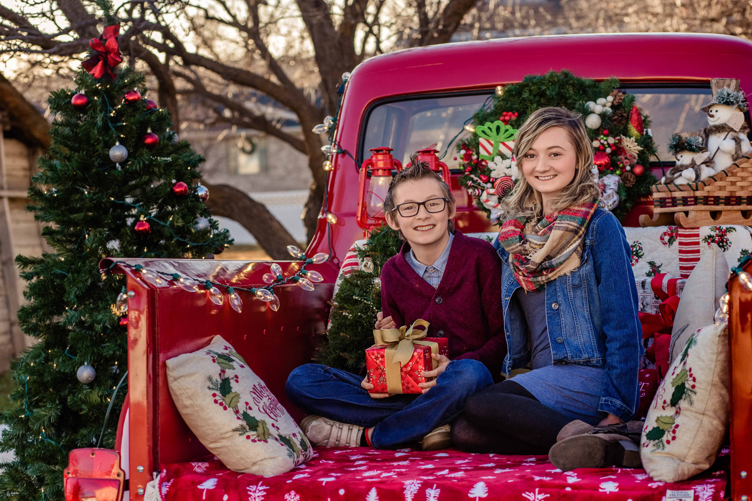 Christmas Truck. Wedding photographer Utah. Weddings, Families, Portraits