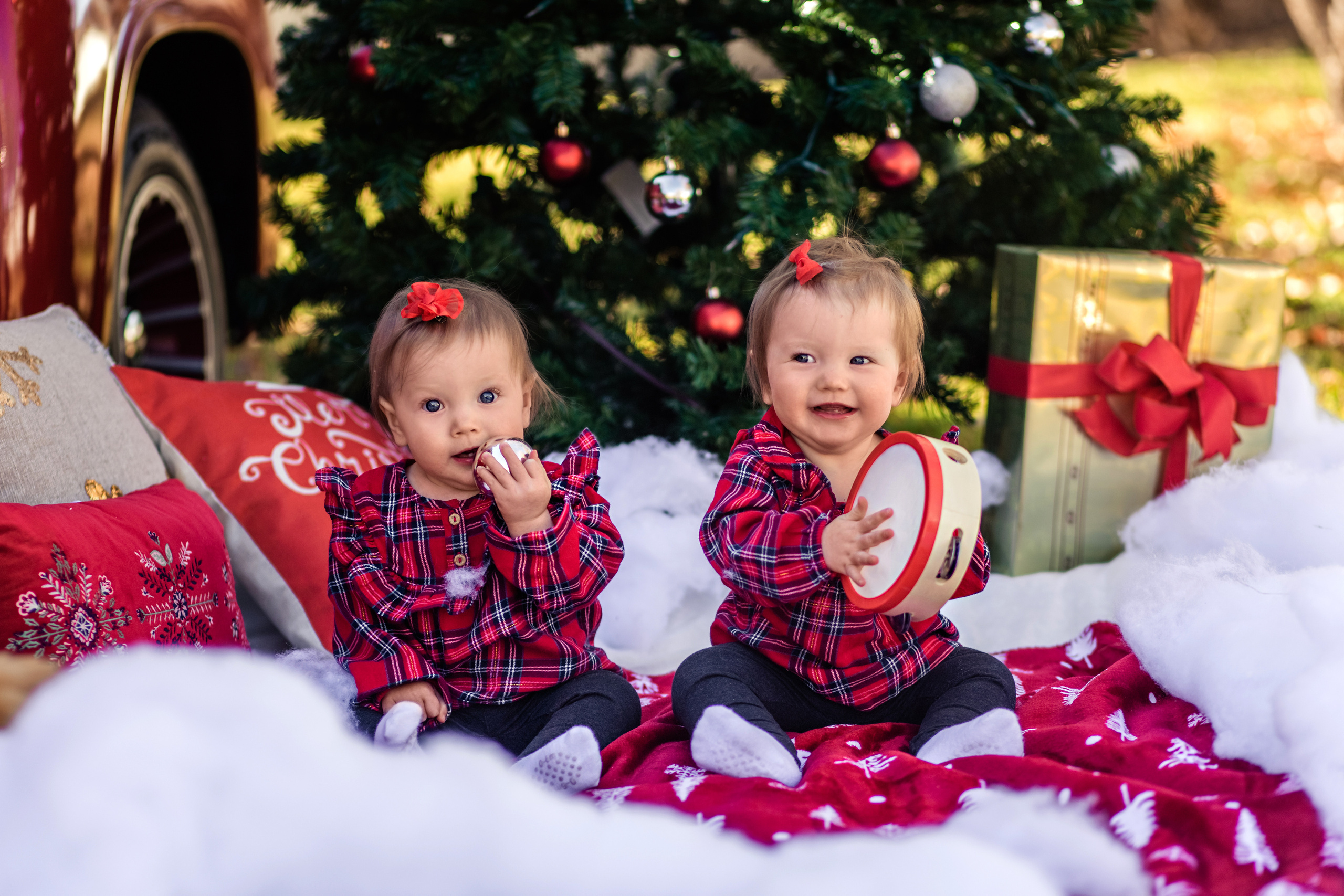 Christmas Truck. Wedding photographer Utah. Weddings, Families, Portraits