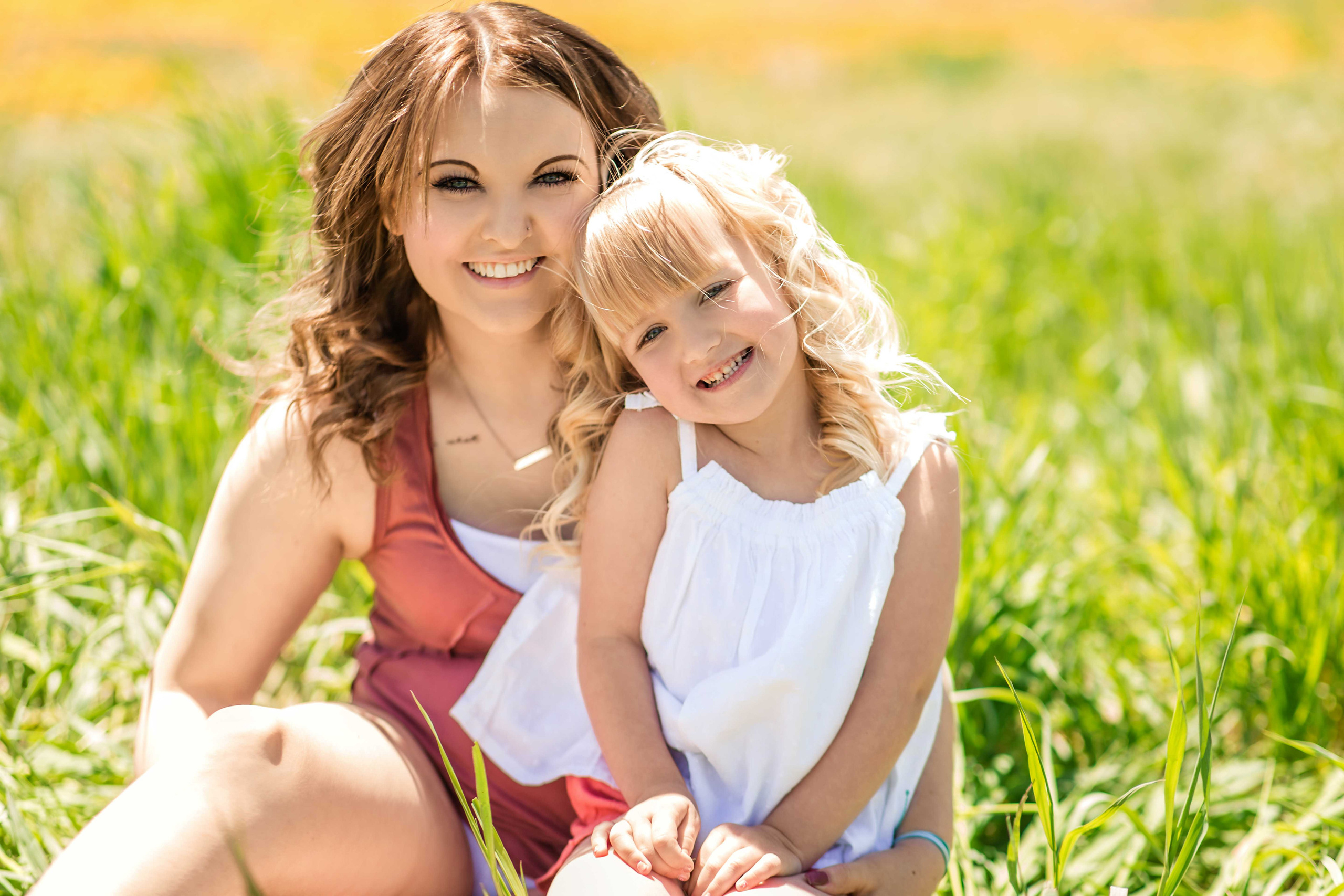 Bre. Wedding photographer Utah. Weddings, Families, Portraits