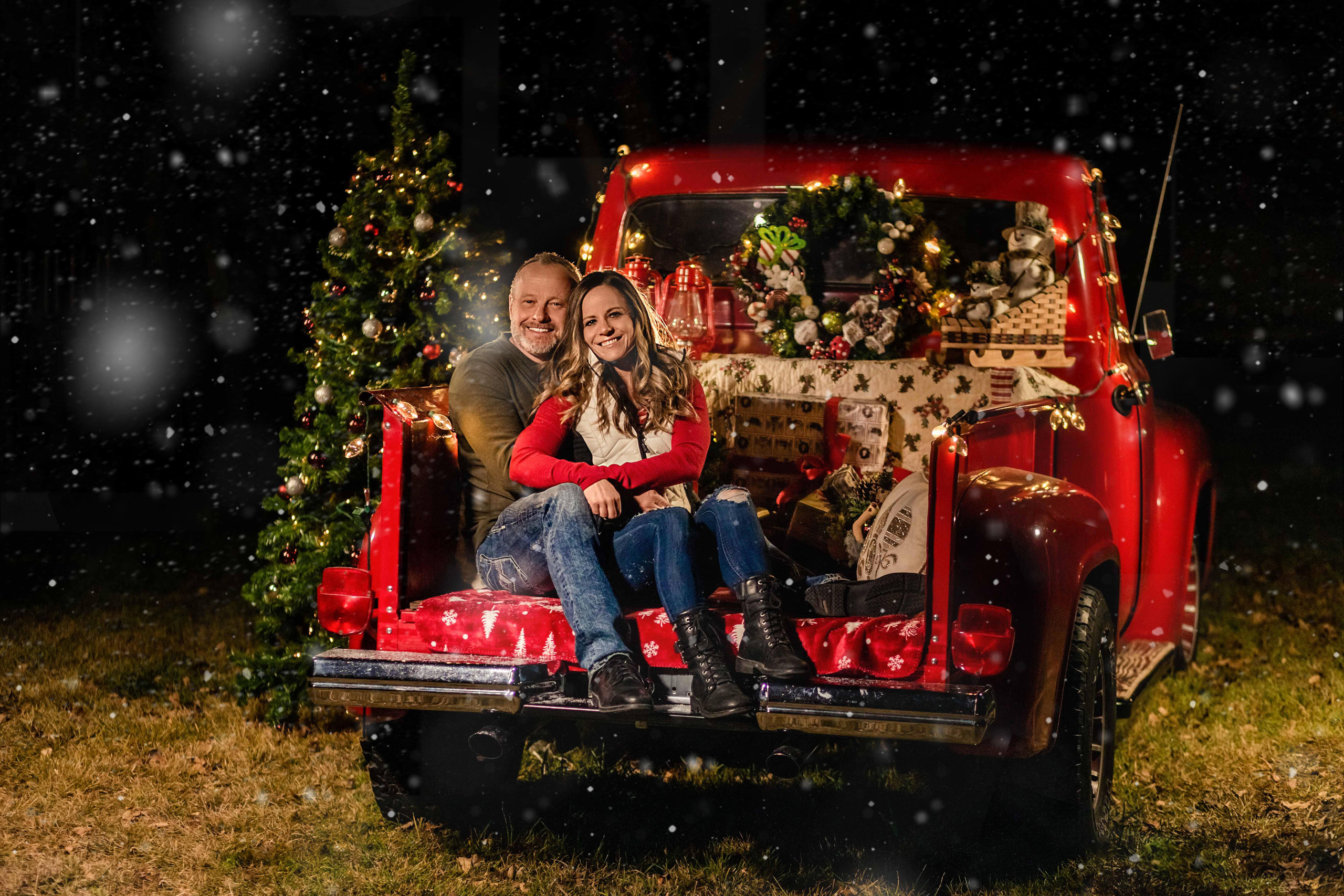 Christmas Truck. Wedding photographer Utah. Weddings, Families, Portraits