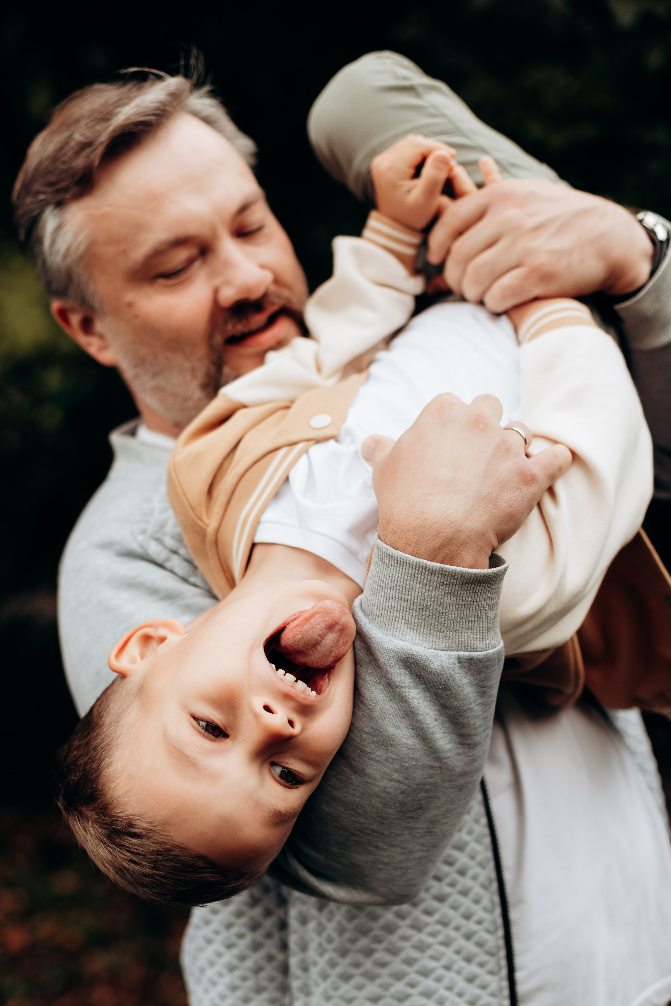 Марина, Паша и Мартин. Главная