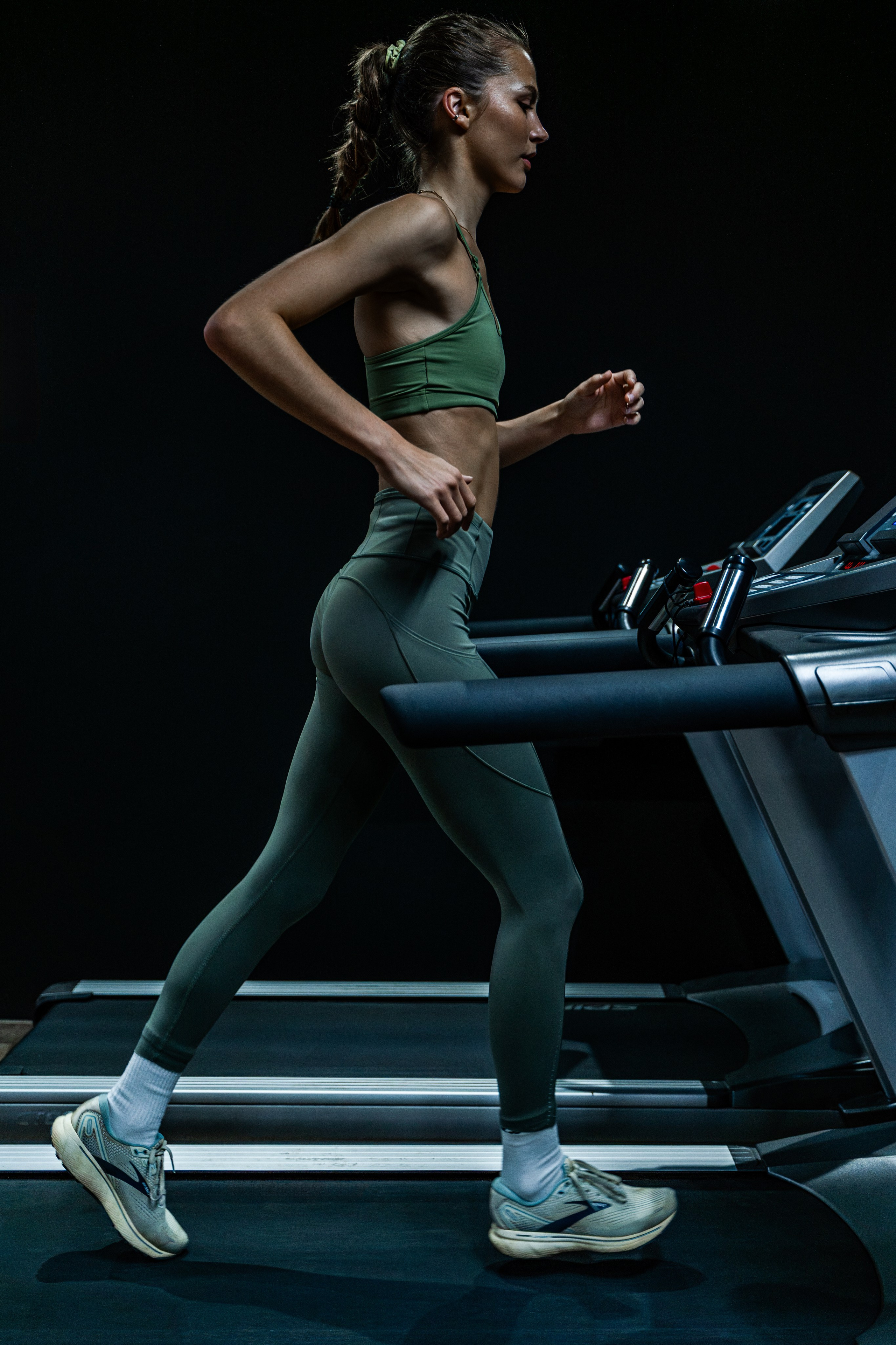 ~Vesla~. Photo & Videos