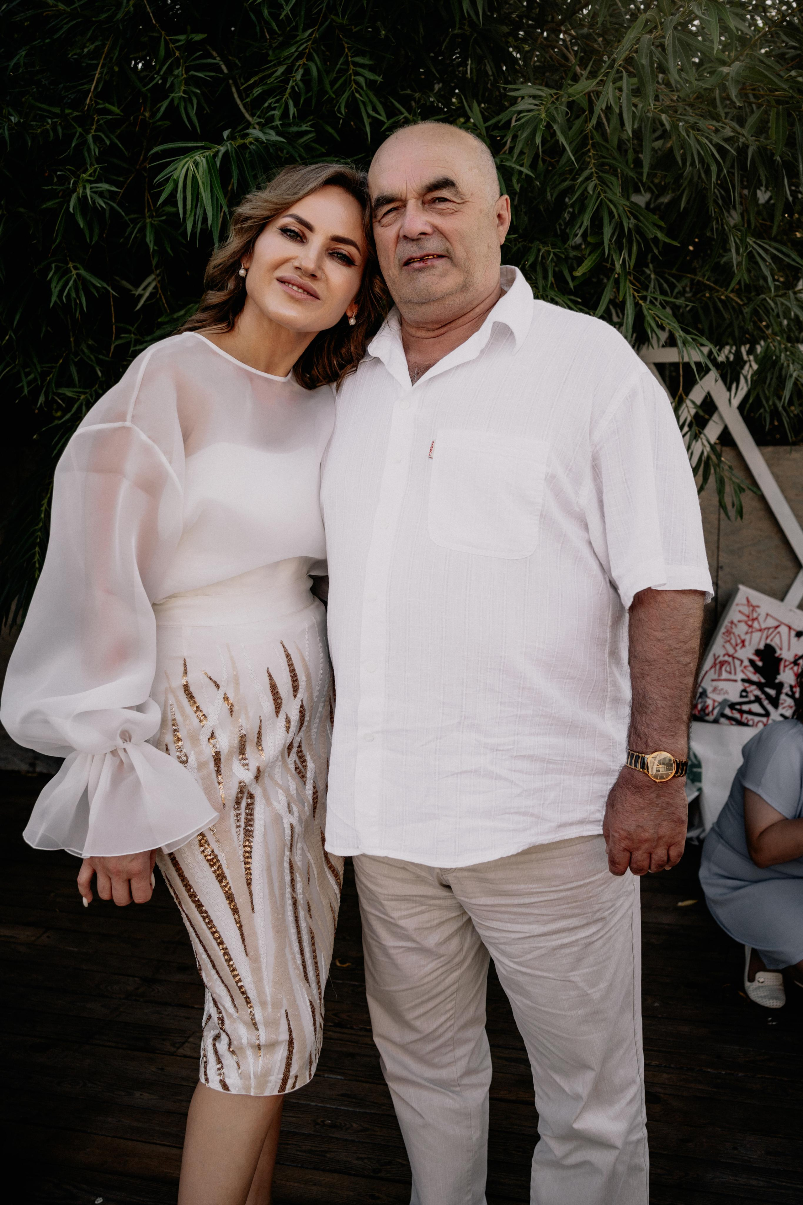 Alex & Vlada. Wedding and family photographer and videographer PA, NJ, NY, DE, MD