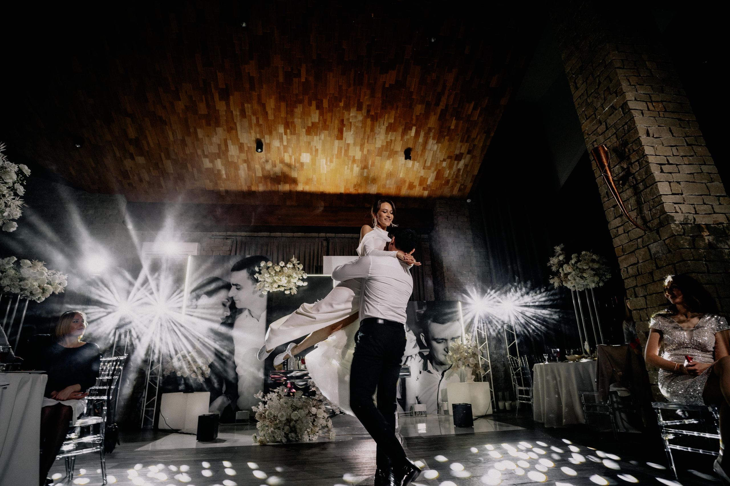 Alex&Kate. Wedding and family photographer and videographer PA, NJ, NY, DE, MD