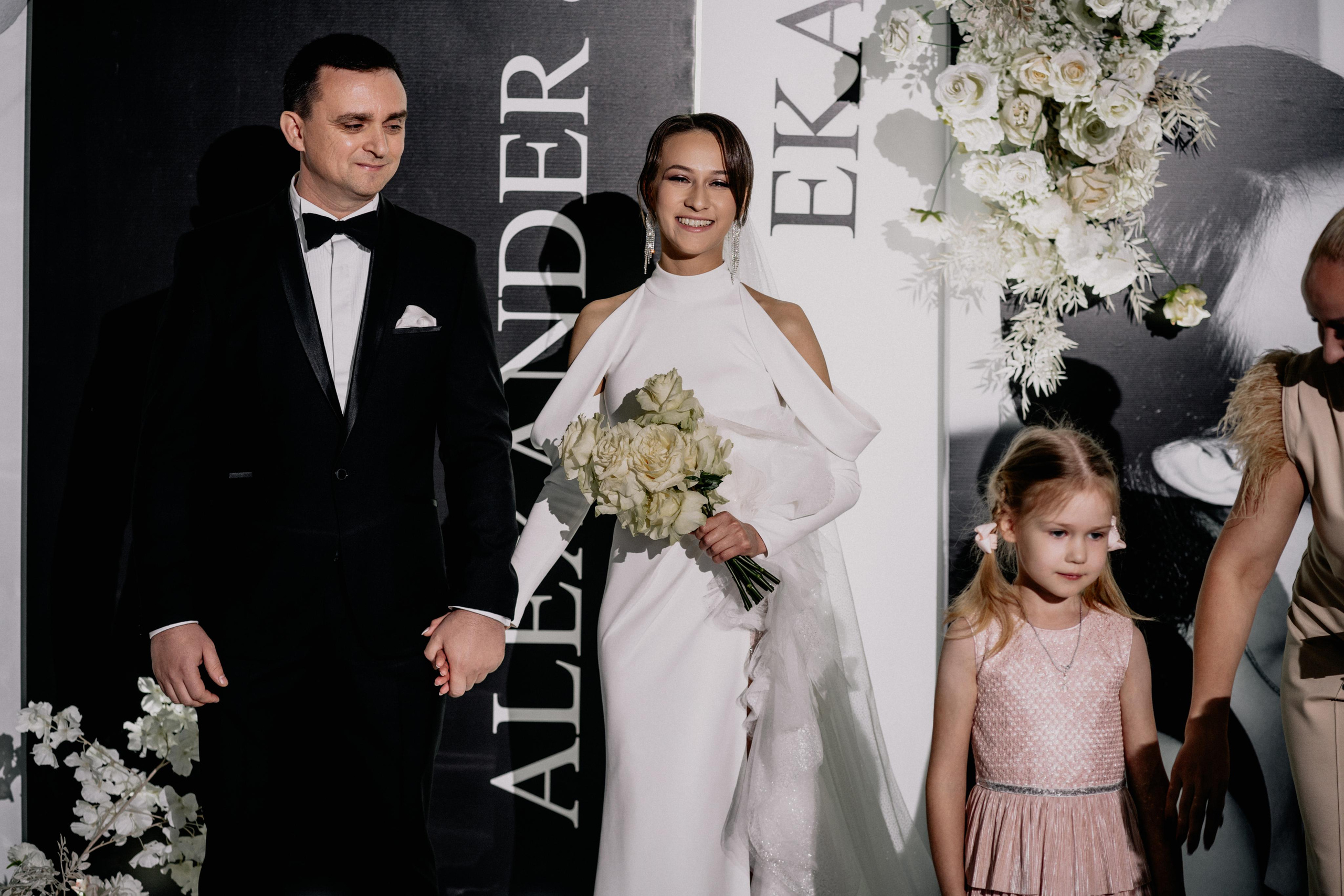 Alex&Kate. Wedding and family photographer and videographer PA, NJ, NY, DE, MD