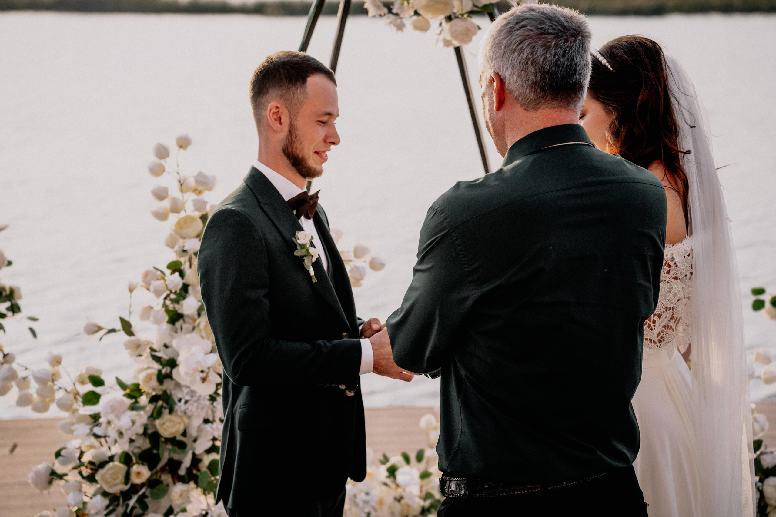 Arina & Michael. Wedding and family photographer and videographer PA, NJ, NY, DE, MD