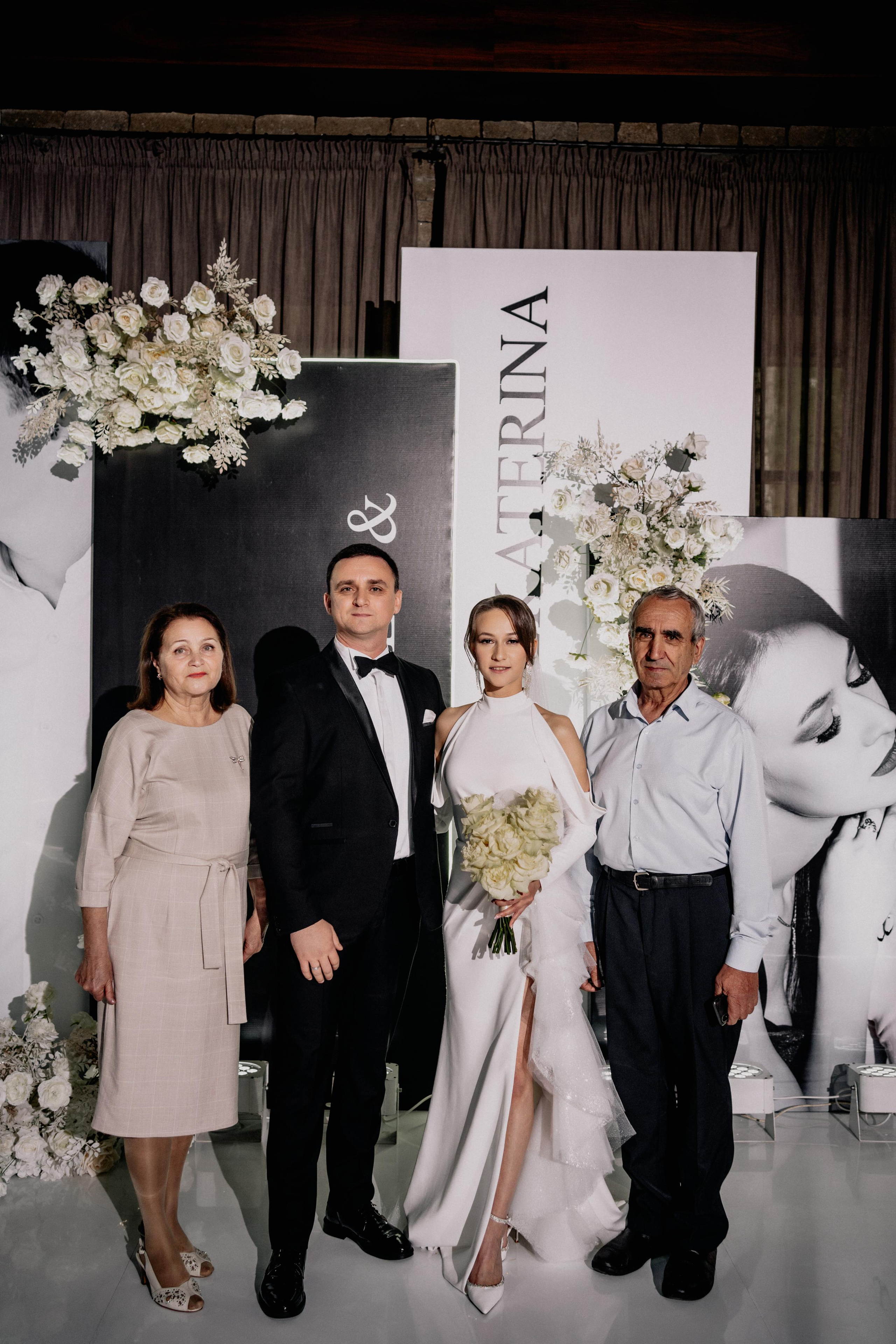 Alex&Kate. Wedding and family photographer and videographer PA, NJ, NY, DE, MD