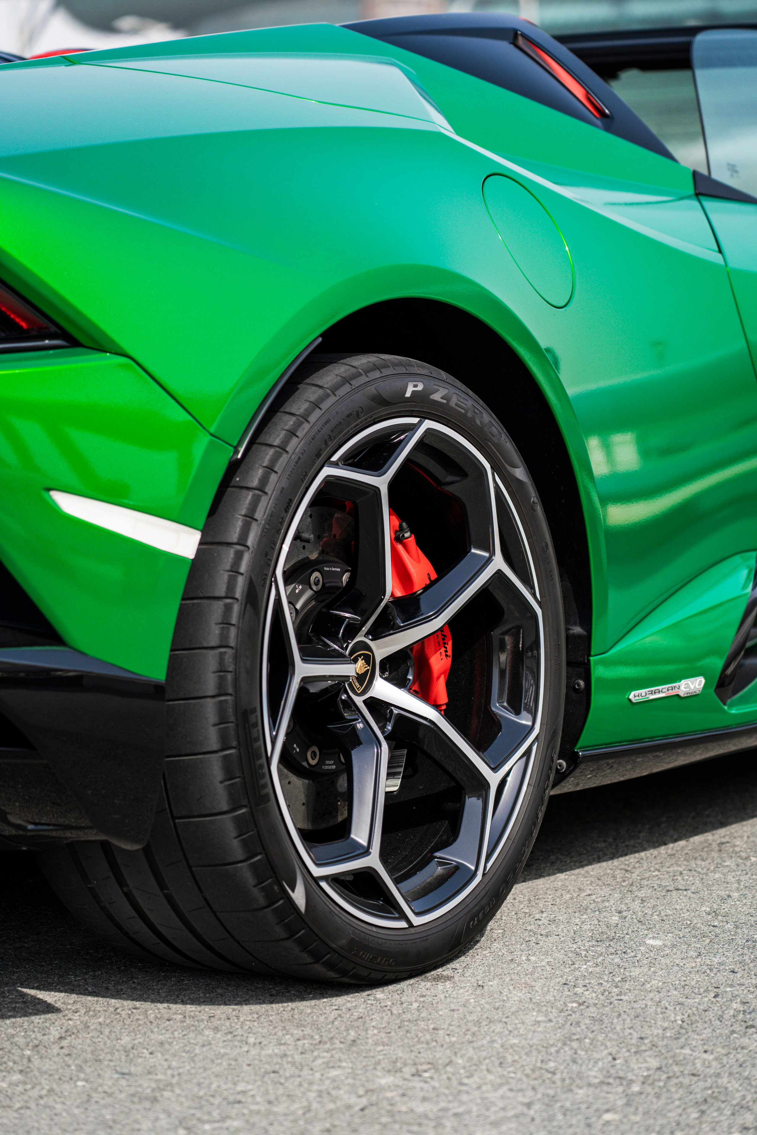 Lamborghini Huracan. Video & Photo in Dubai