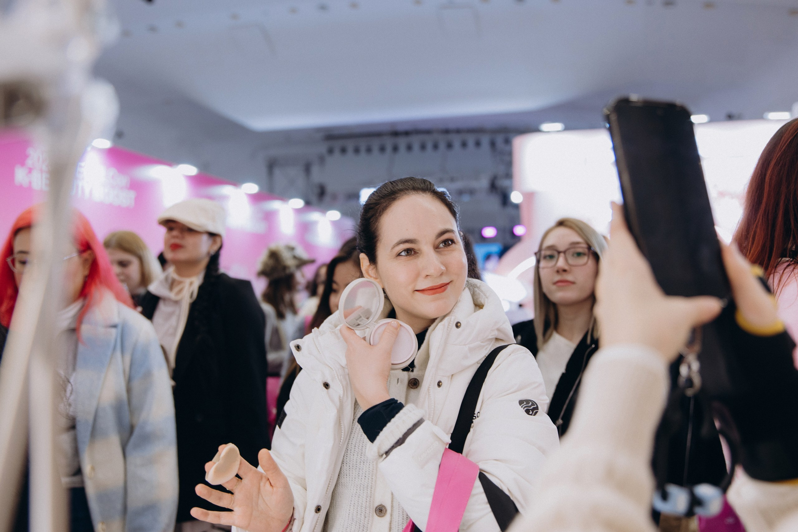 Бус для Black Rice/ Выставка SeoulCon 2025. Студия декора «Нарния»