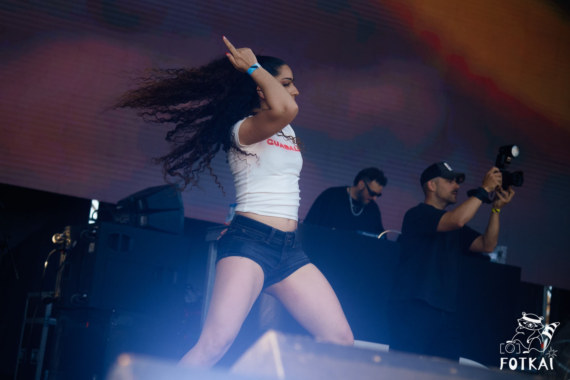 Fotos Costa Sonora 2026 Alicante Día 2 — busca tu foto y encuentra amigos del festival | FOTKAI