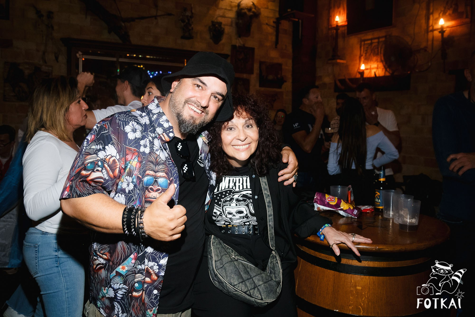 Los Ekilibristas de la Cuerda Floja — Фото с концерта в Торревьехе, 2026 | FOTKAI