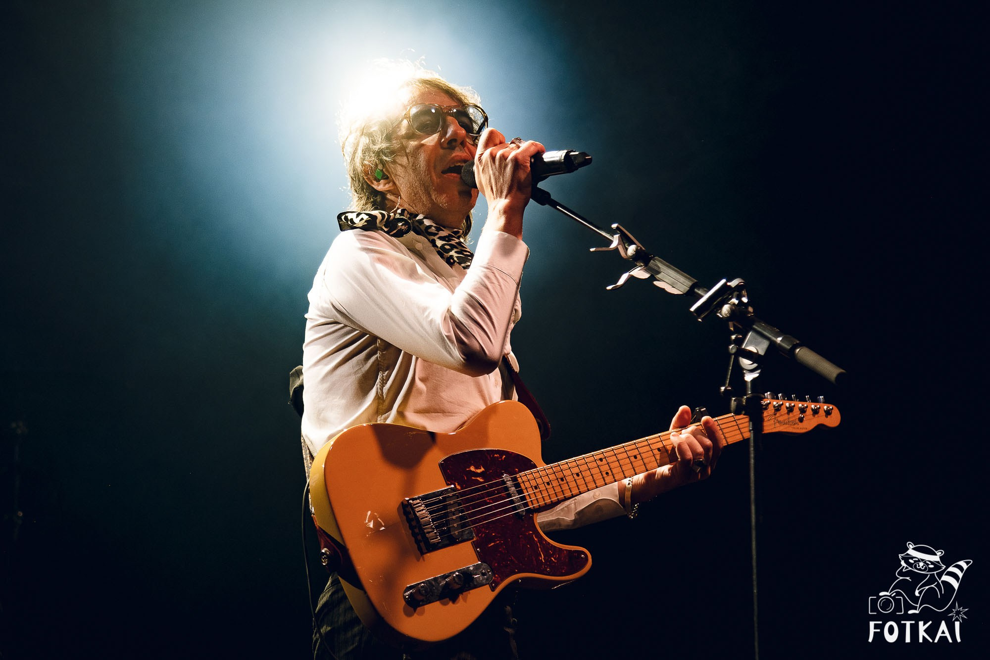 Sidonie en Torrevieja 2025 – Fotos del concierto y reportaje completo | FOTKAI