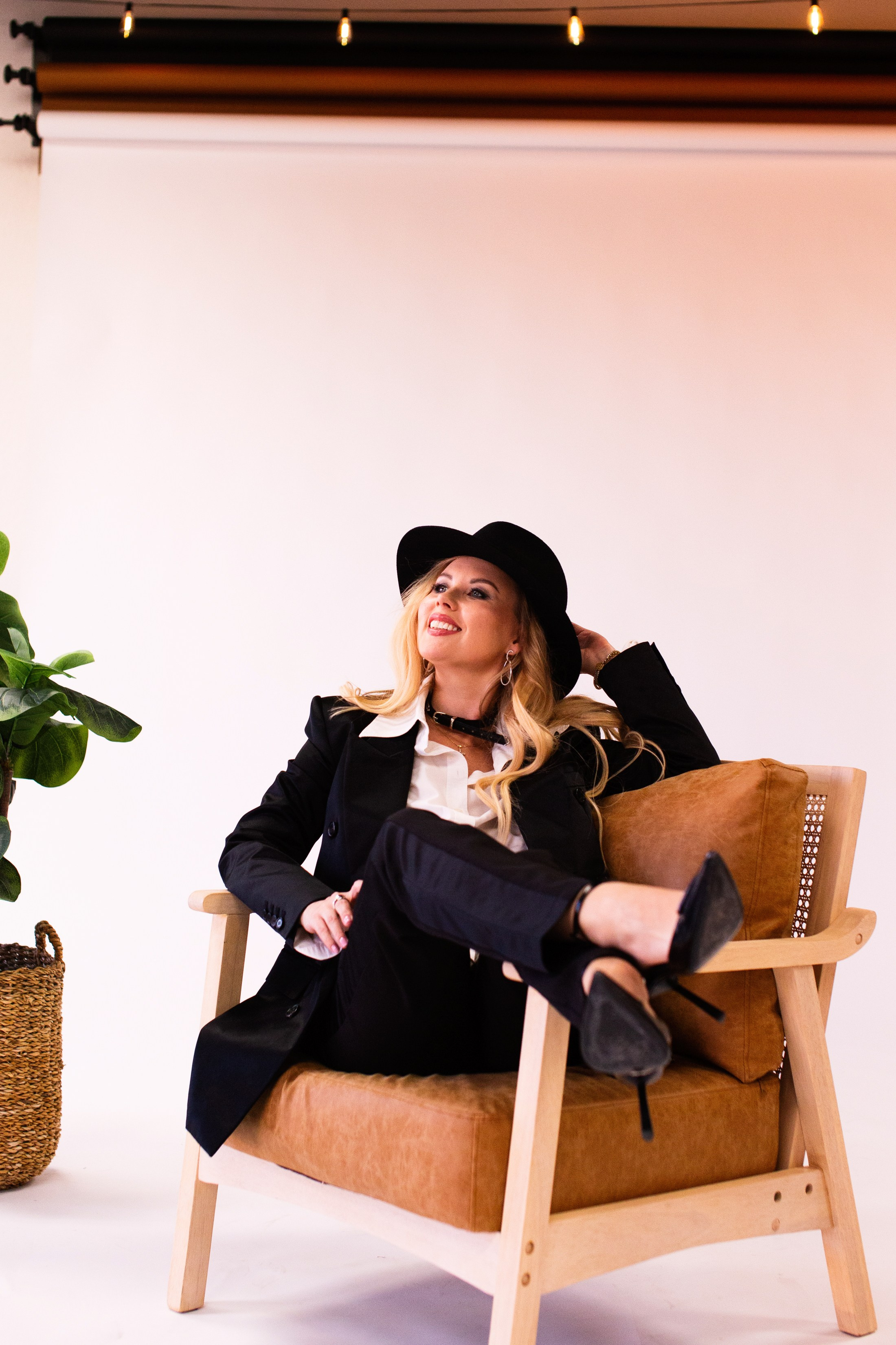 Marina. Wedding & elopement photographer Viktoriya Kravtsov. Las Vegas