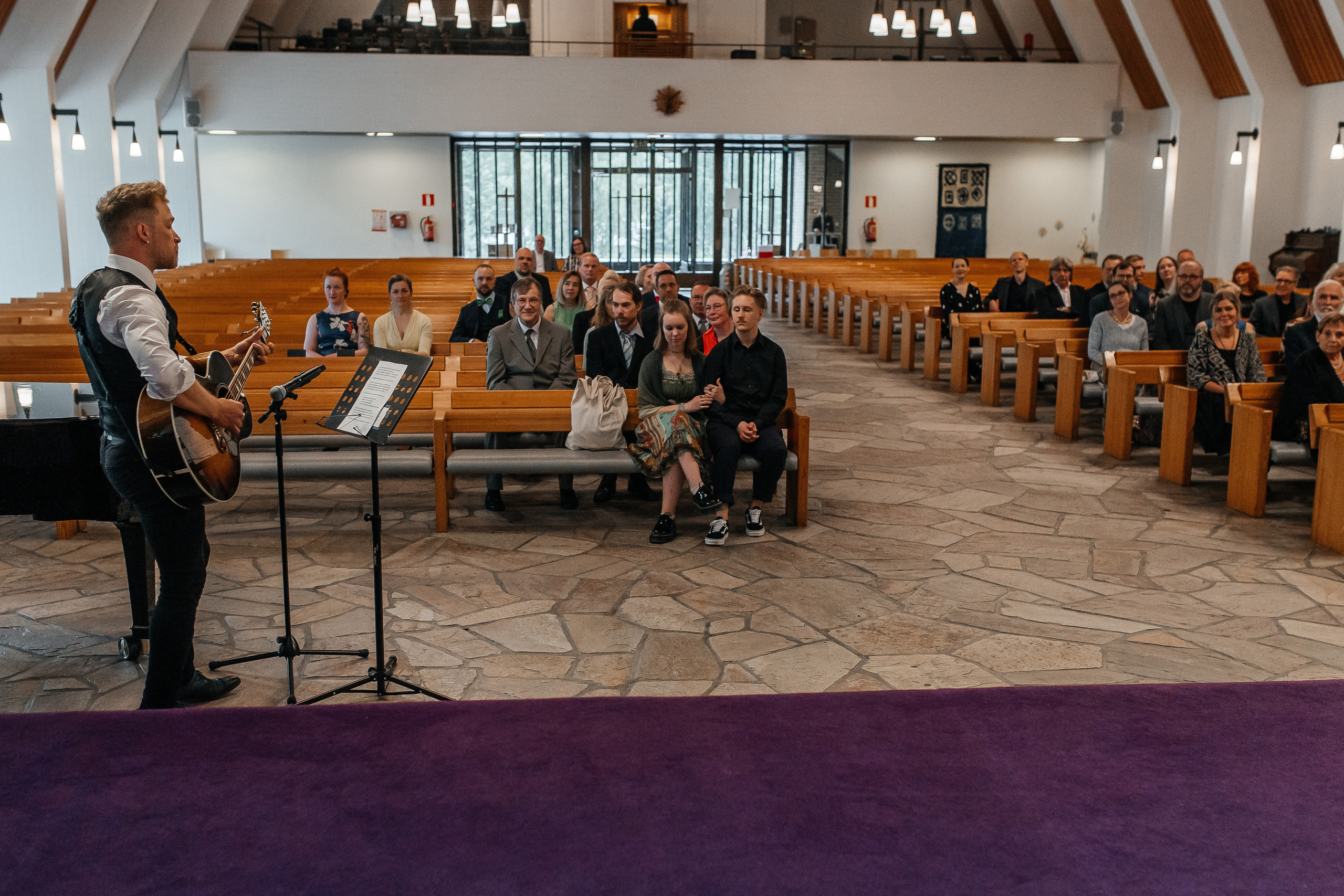 Yhdessä on hyvä jatkaa. Valokuvaaja Lahti, Helsinki Elena Salonen