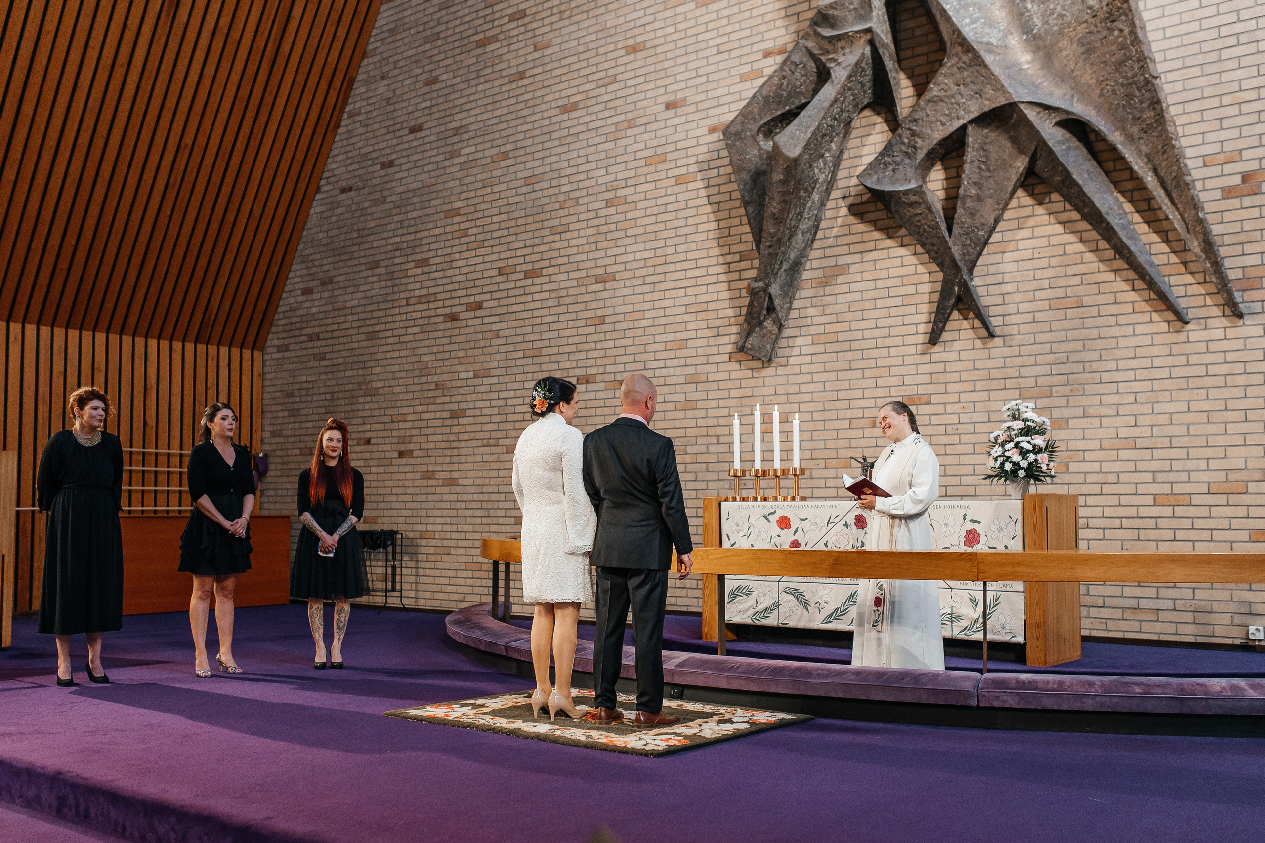 Yhdessä on hyvä jatkaa. Valokuvaaja Lahti, Helsinki Elena Salonen