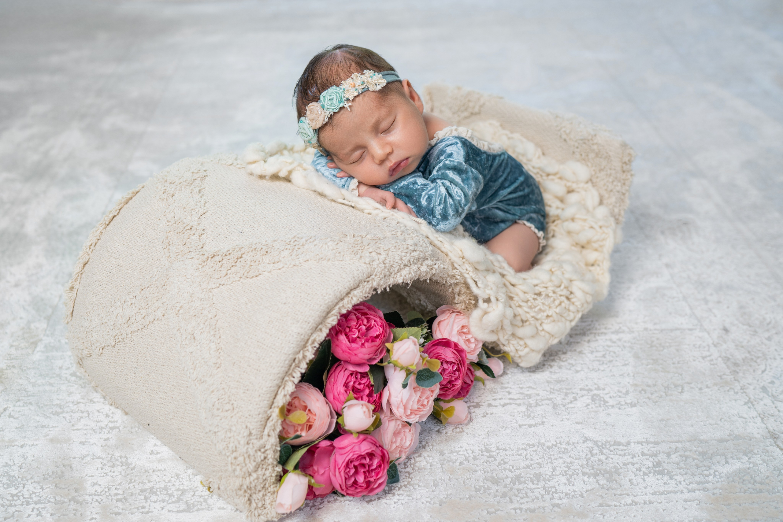 Newborn studio. Bébé Newborn Photographer in Copenhagen