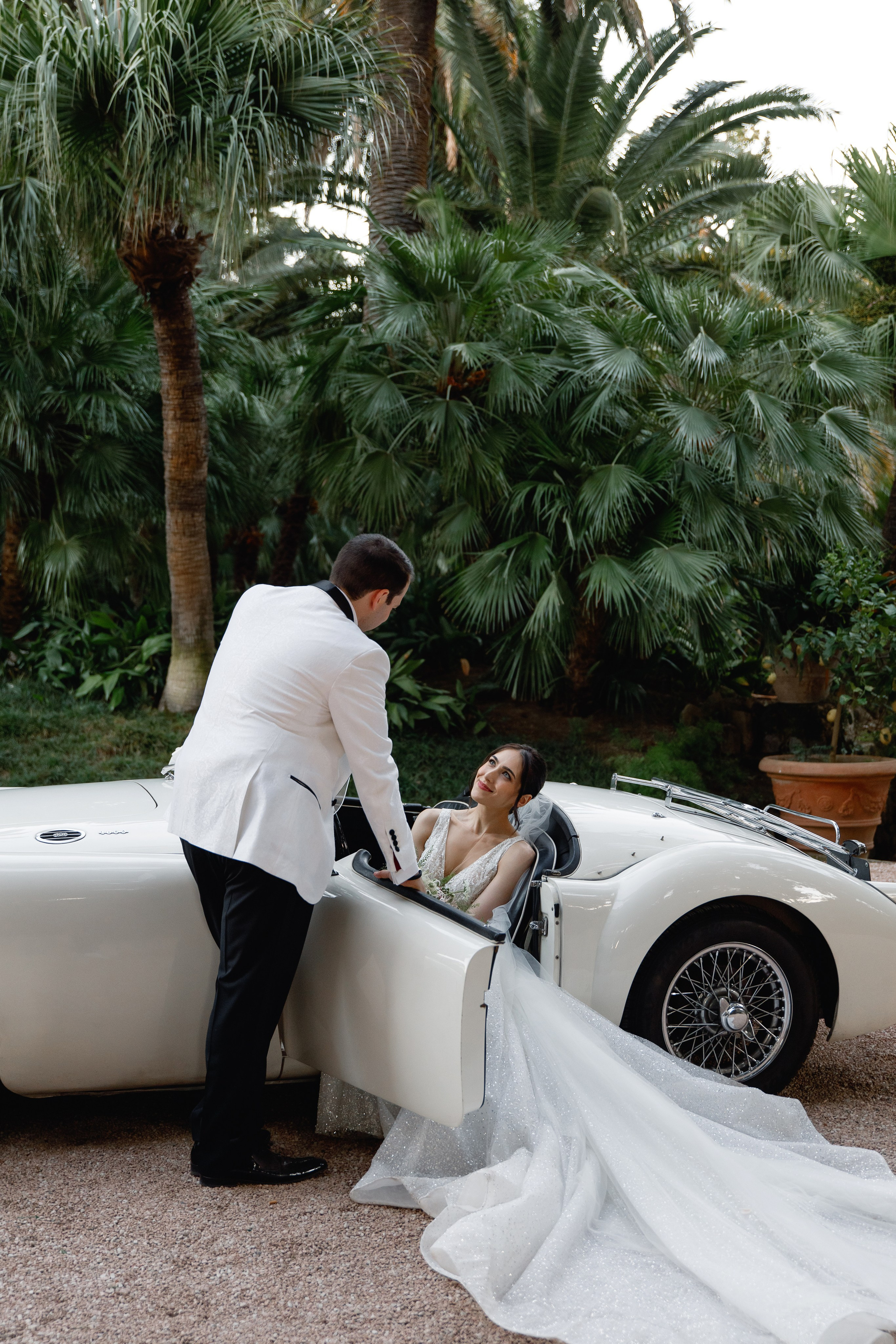 Wedding photographer Italy Rome, Tuscany, Lake Como, Sicily, Puglia. Wedding Photographer Rome Tuscany Como Sicily Puglia Amalfy Italy- Oksana Savenchuk