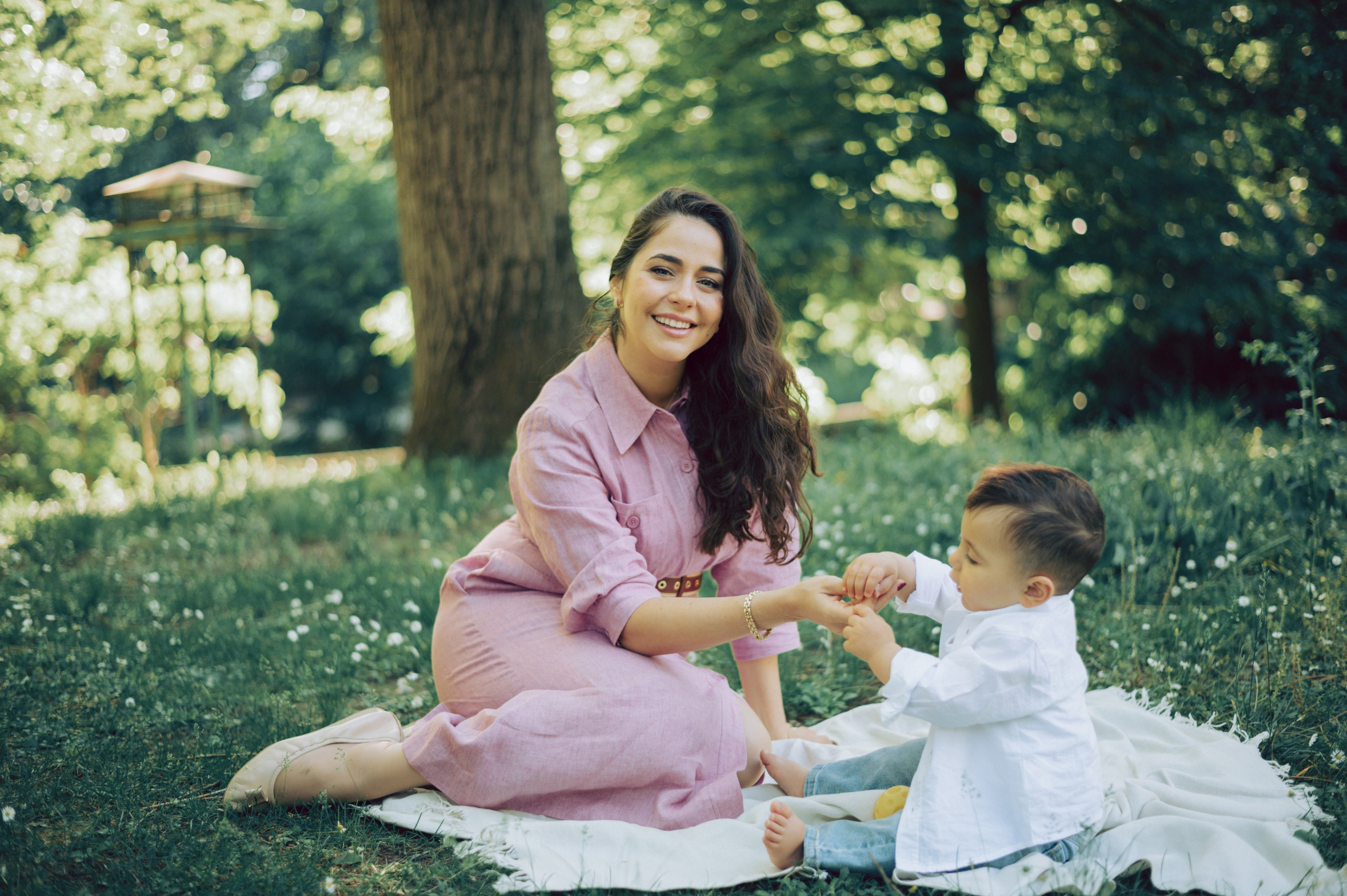 Nassib Maryam & Alexander in Milan. AnaMilanoFoto | Couple & Wedding Photographer in Milan