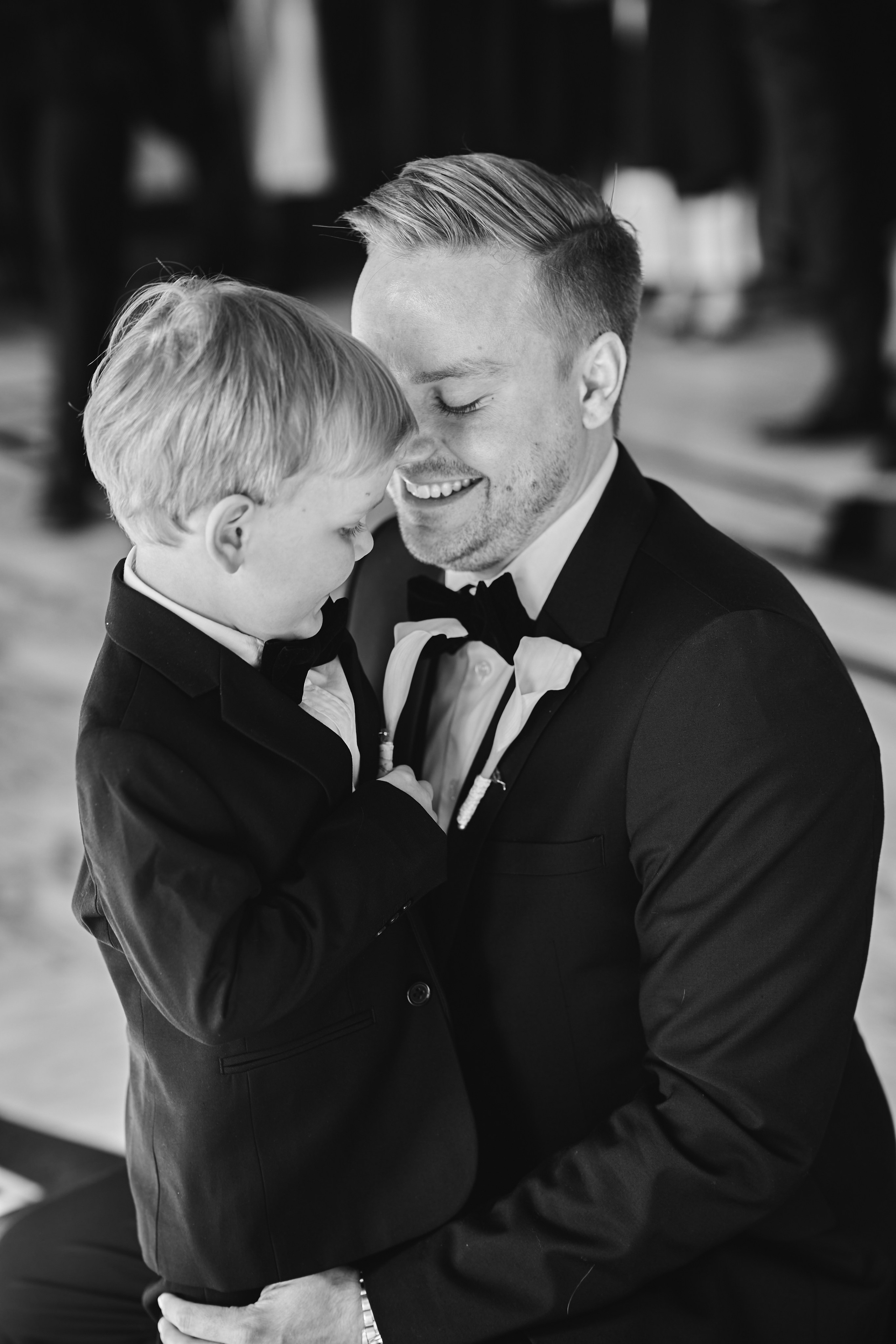 Dokumentarisk og ekte bryllupsfotografil. Bryllupsfotograf i Oslo. André Korsak – candid og dokumentarisk fotograf