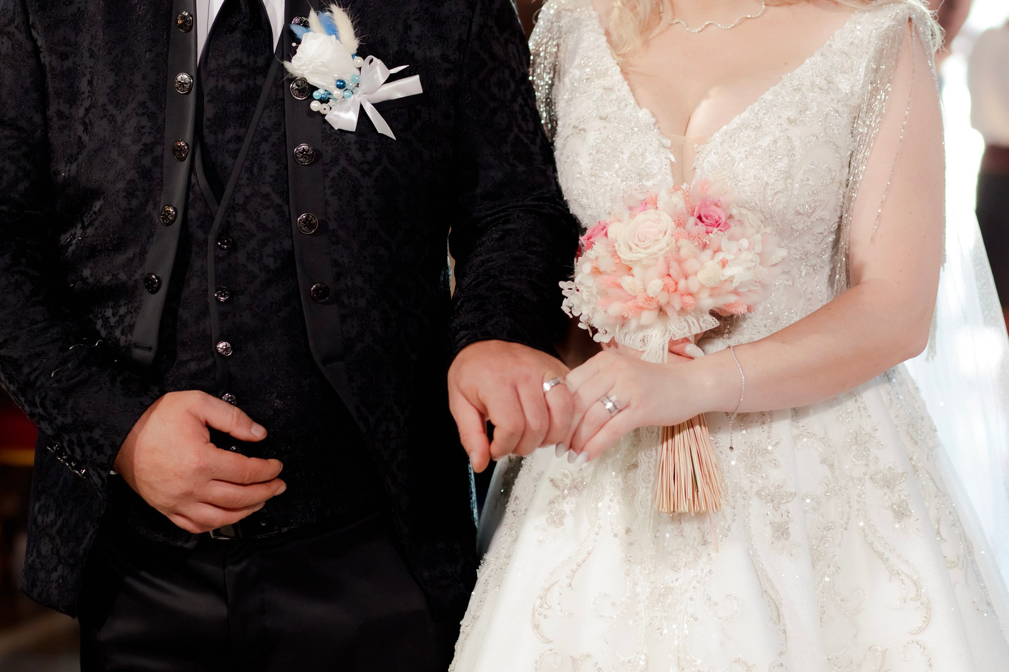 Mihai & Oana. Servicii foto-video profesionale, pentru momente de neuitat