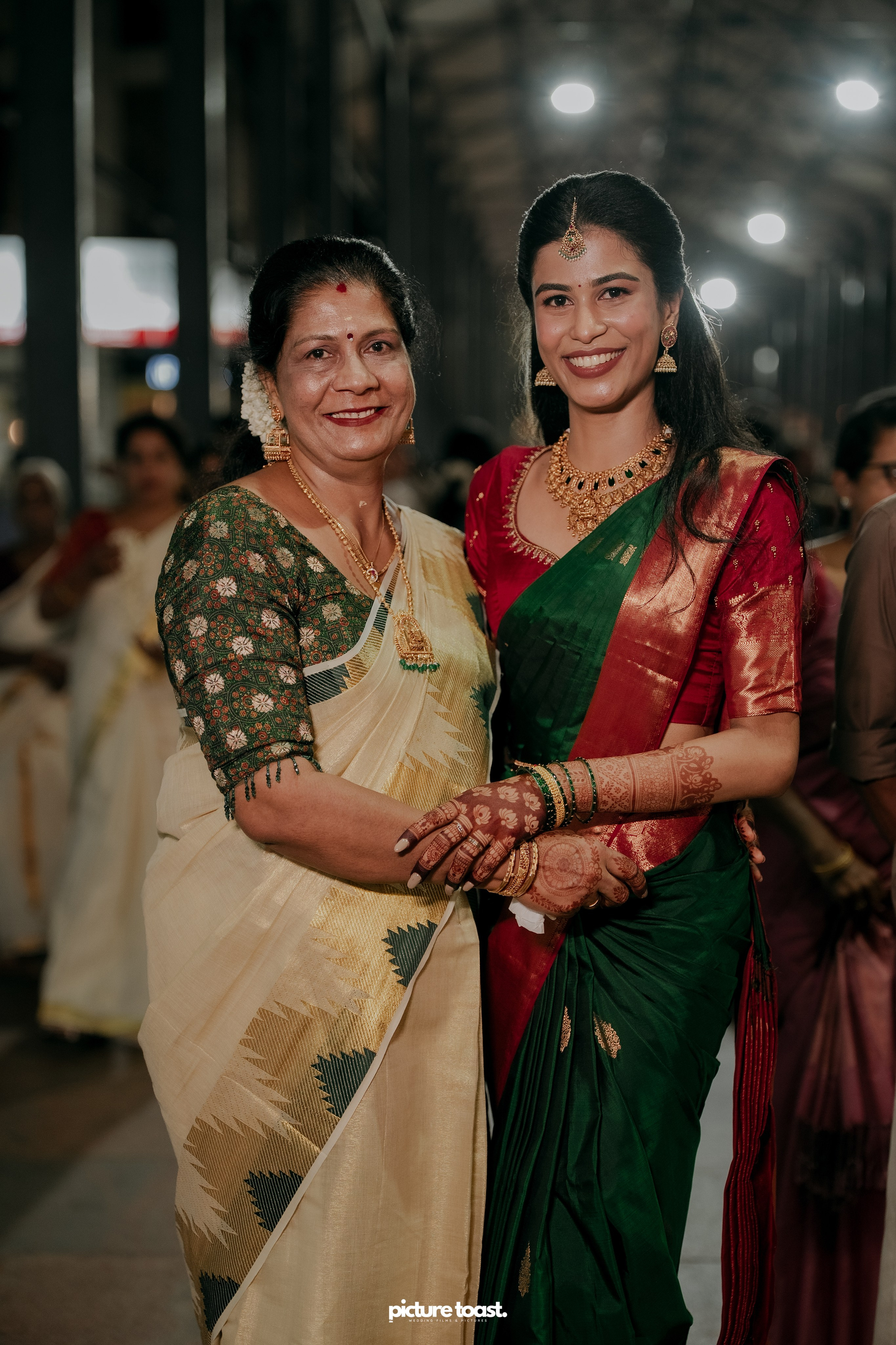 Guruvayur Wedding Ft. Athira & Abilash. Fine art Wedding Photographers in India & Canada