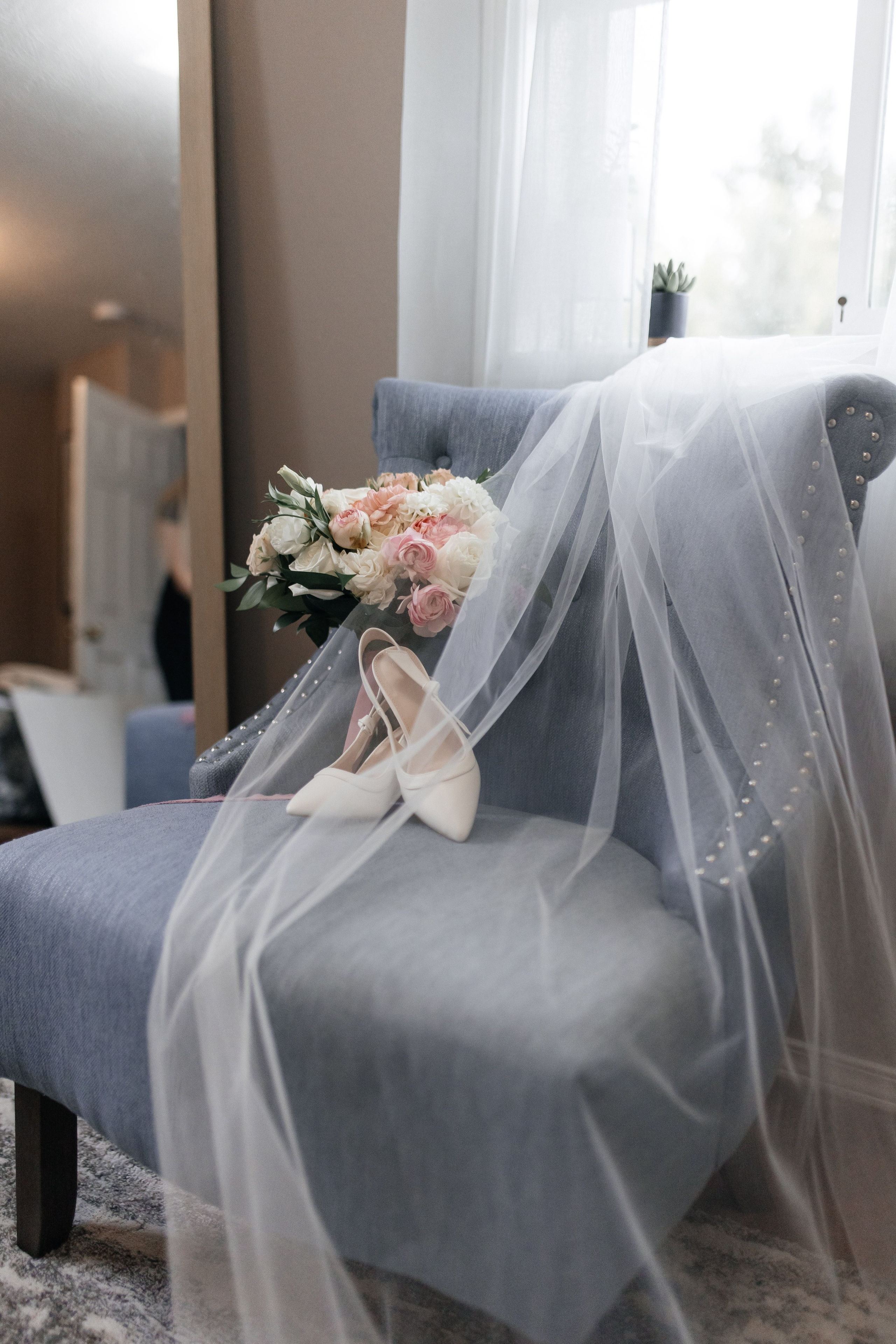 Max and Julia. Family and Wedding photographer