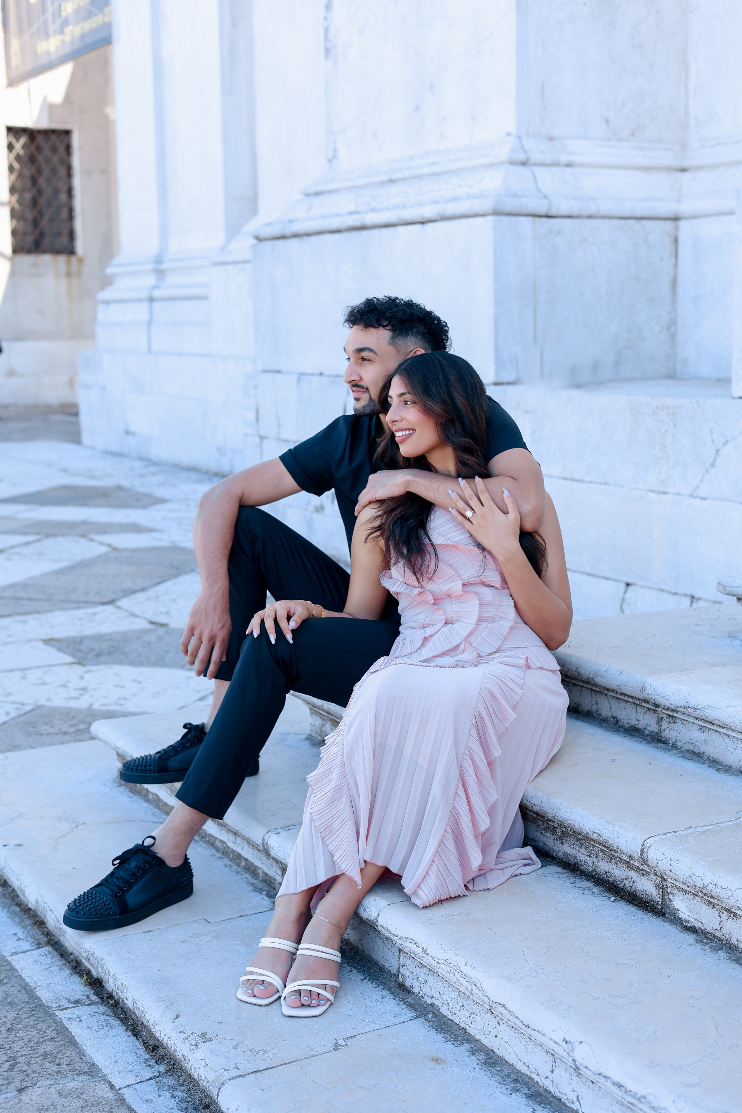 Elegant couple portrait in Venice 