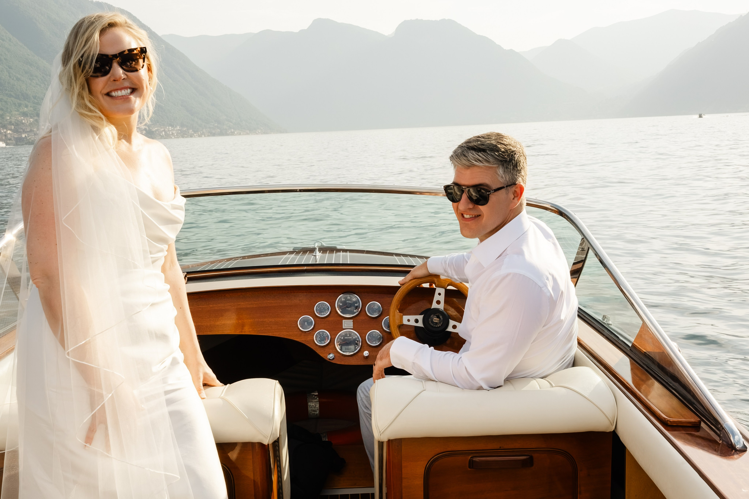 ASHLEY AND RENZO _LAKE COMO. PHOTOGRAPHER IN ITALY