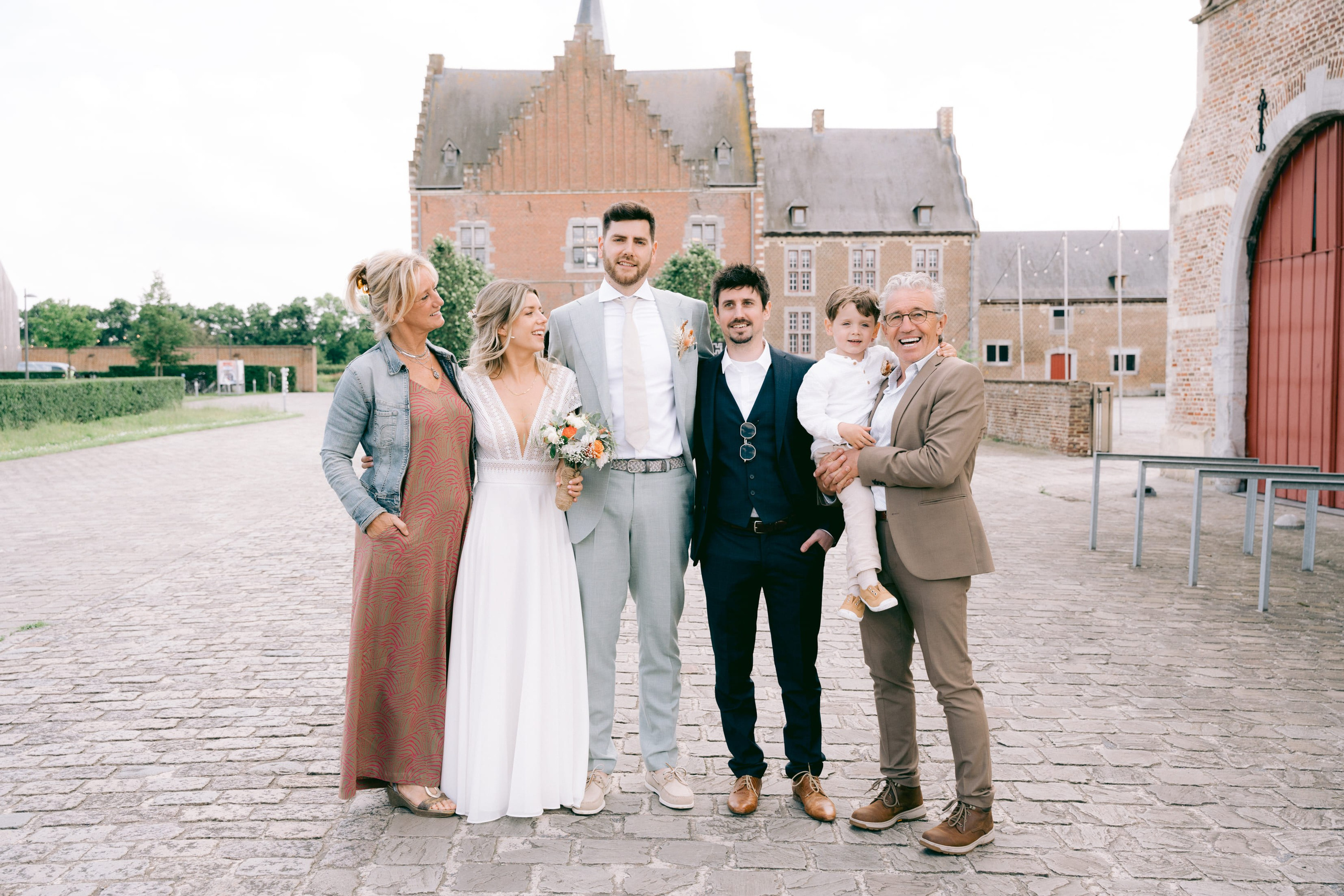 Wedding Tessa & Jasper Hasselt. Little Birdie – Jouw familie- en huwelijksfotograaf in België en daarbuiten
