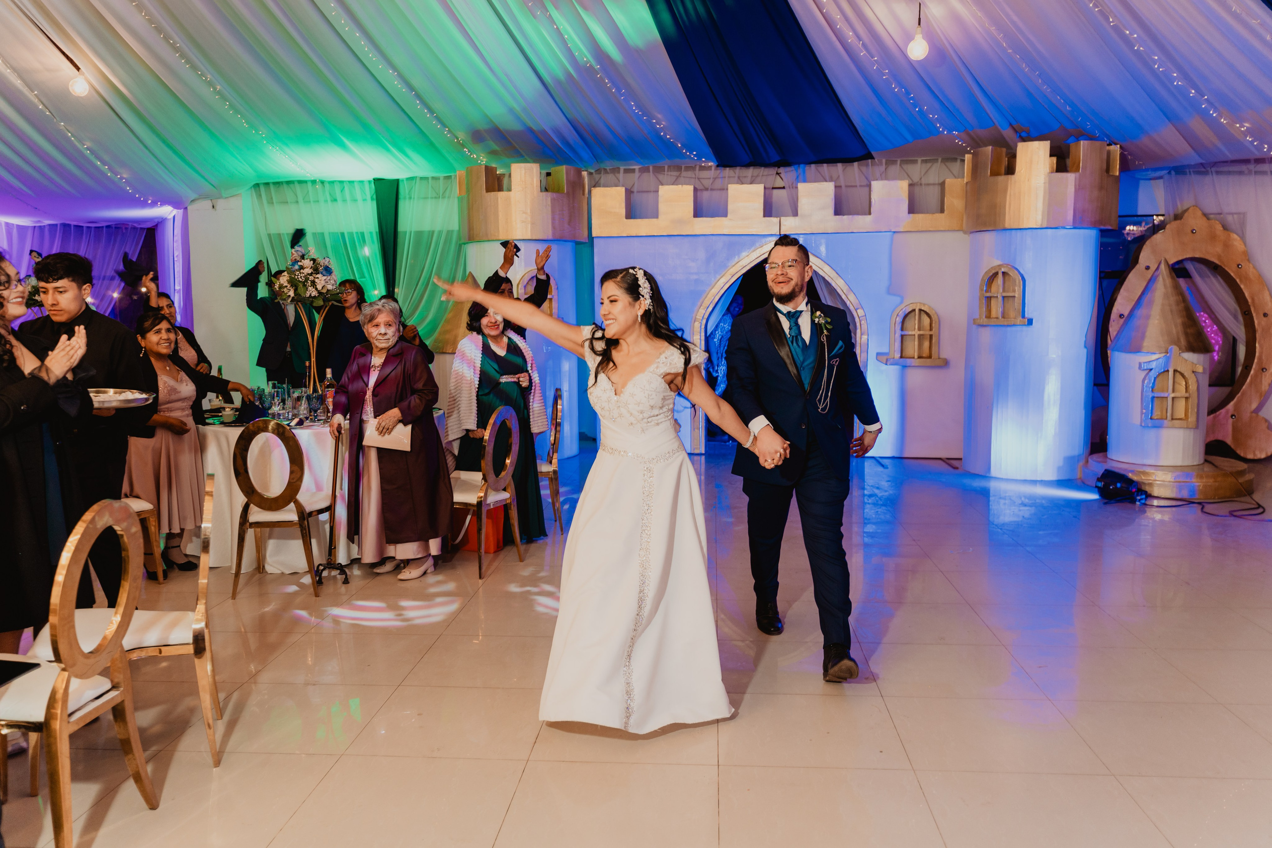 GABRIELA + JORGE | BODA CIVIL RELIGIOSA. Studio KVTA | Fotografía y Video de Bodas en Arequipa