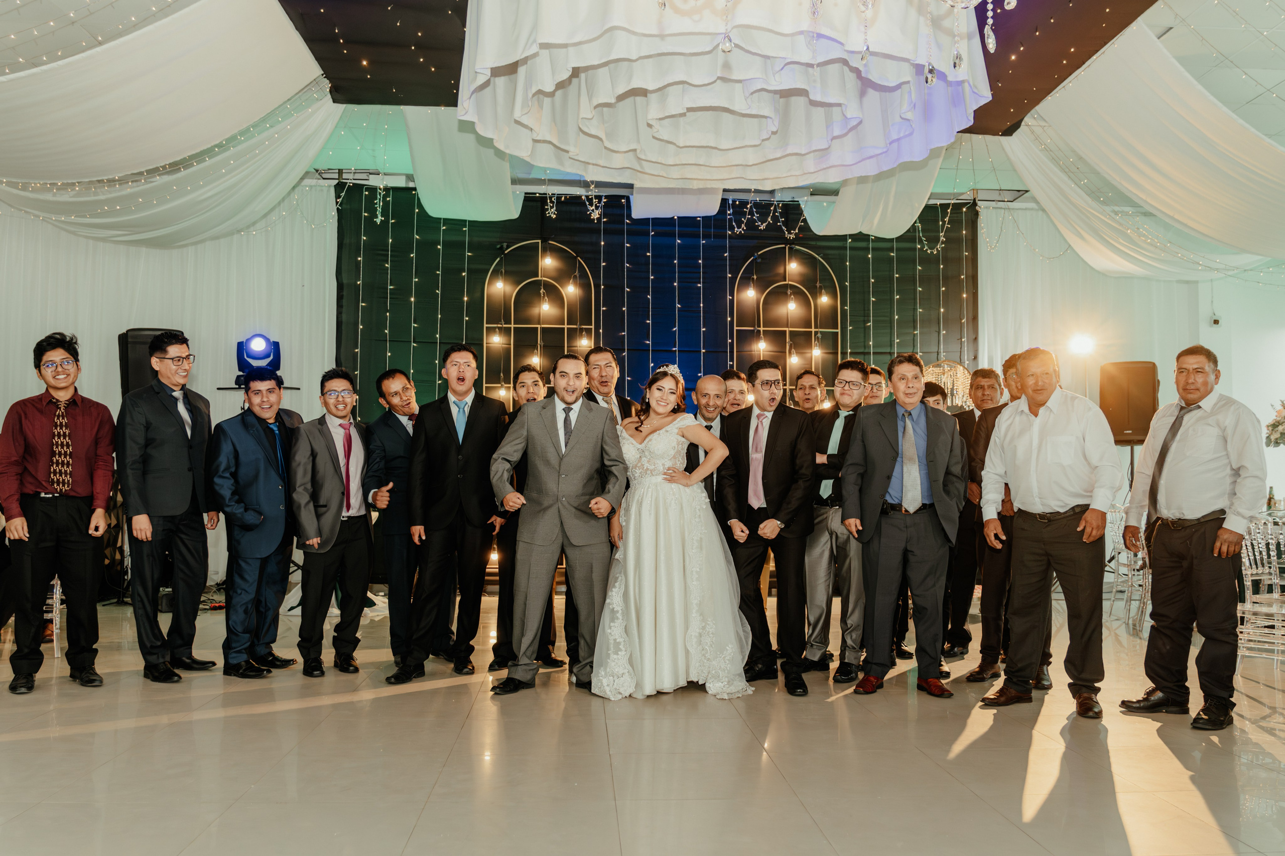 ANGIE + MANUEL BODA RELIGIOSA. Studio KVTA | Fotografía y Video de Bodas en Arequipa