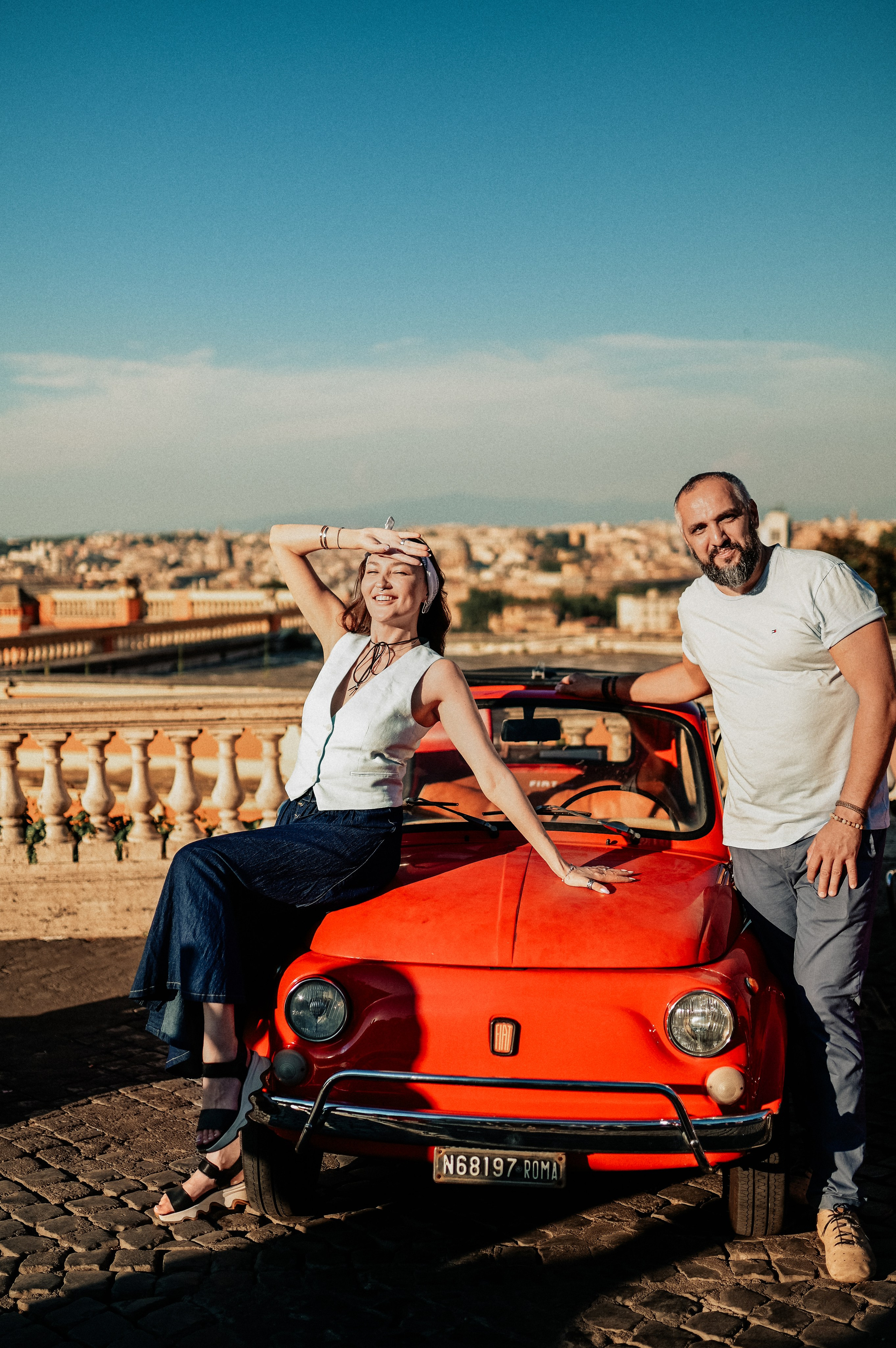 Rome Photoshoot — Couples, Proposals, Elopements & Families