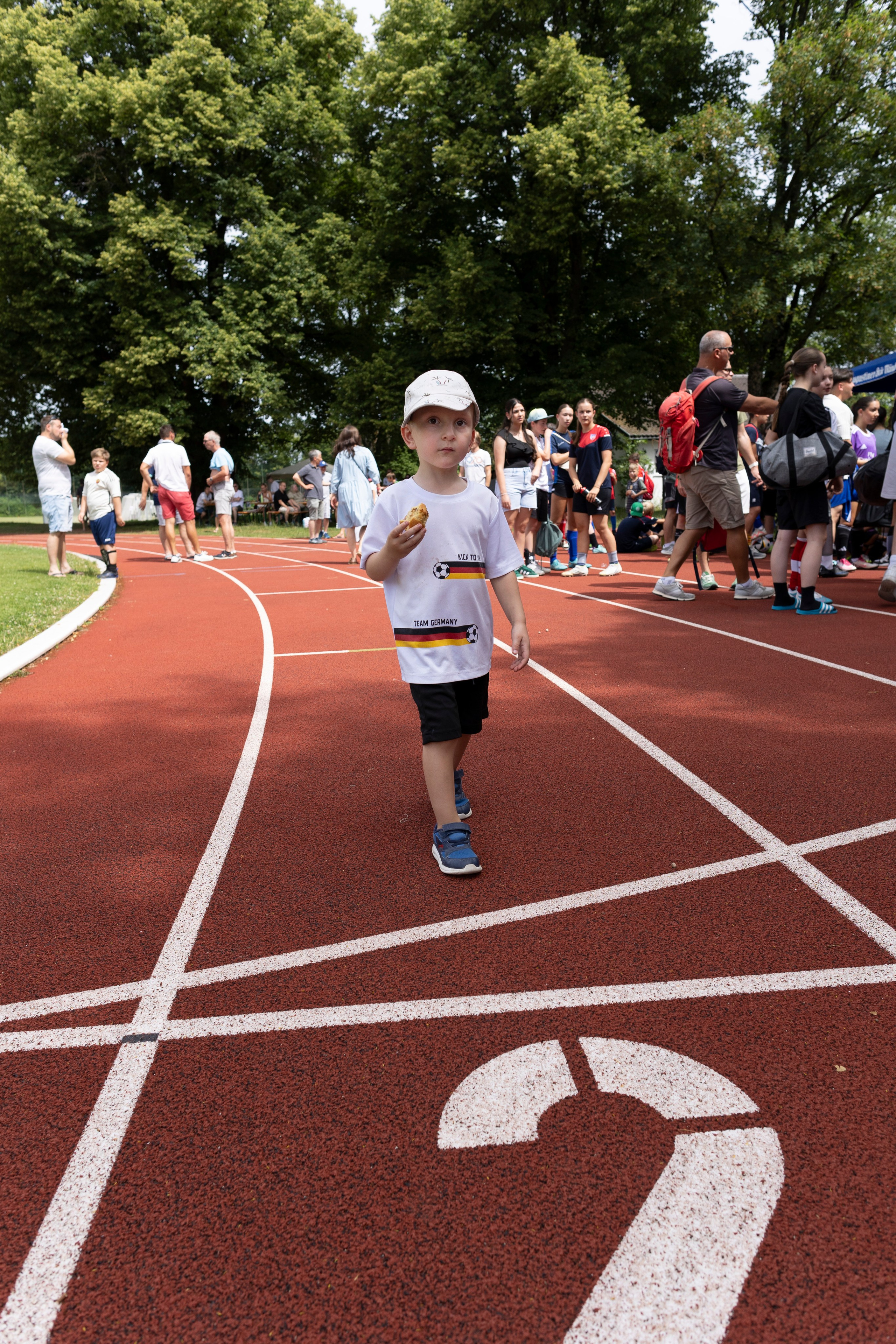 Fußball Meisterschaft. Photographer in Munich