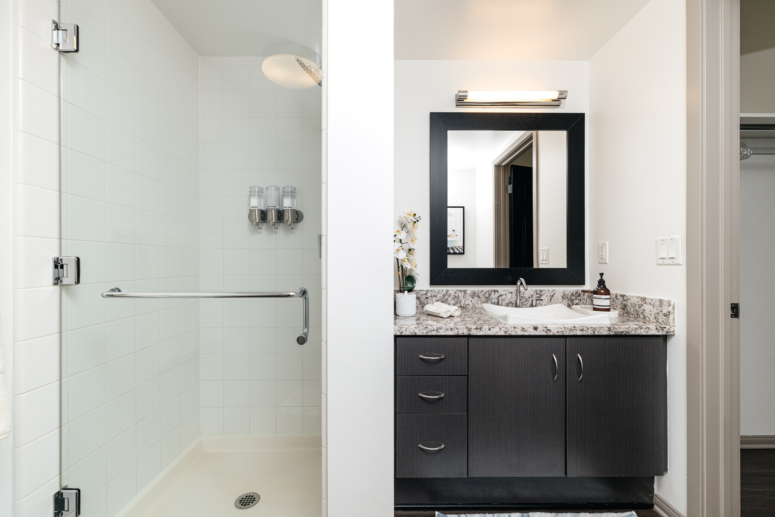 Flippant Apartments. Photographer Andrei White